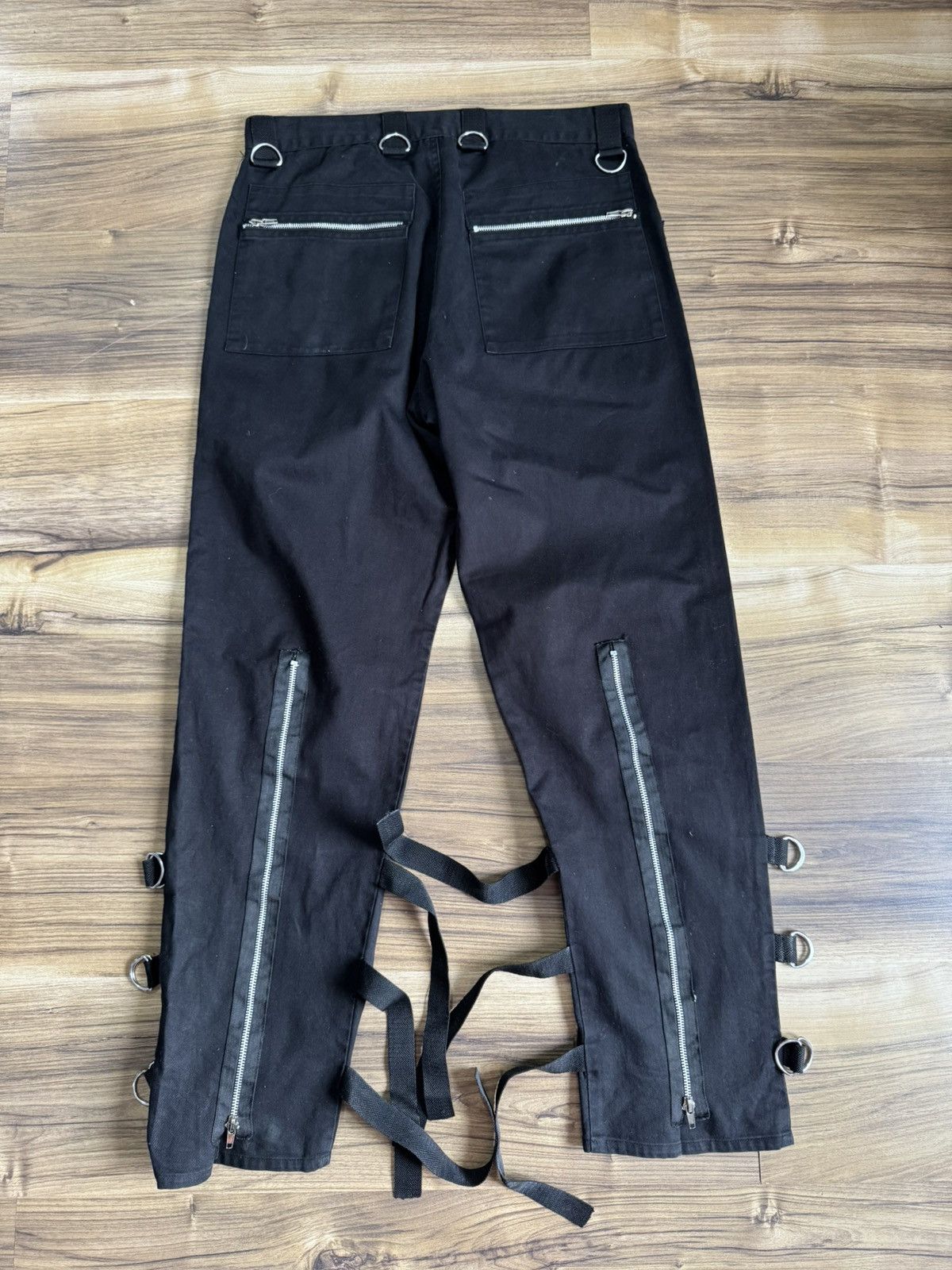 Japanese Brand Vintage Multi Pocket Flared Pants Jeans Size US 31 - 11 Thumbnail