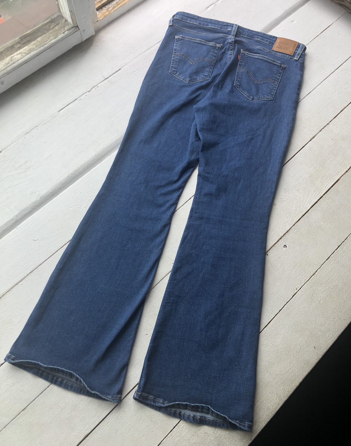 Levi's LEVI’S VINTAGE Y2K BELL BOTTOM JAPANESE STYLE DENIM JEANS Size 33" - 1 Thumbnail