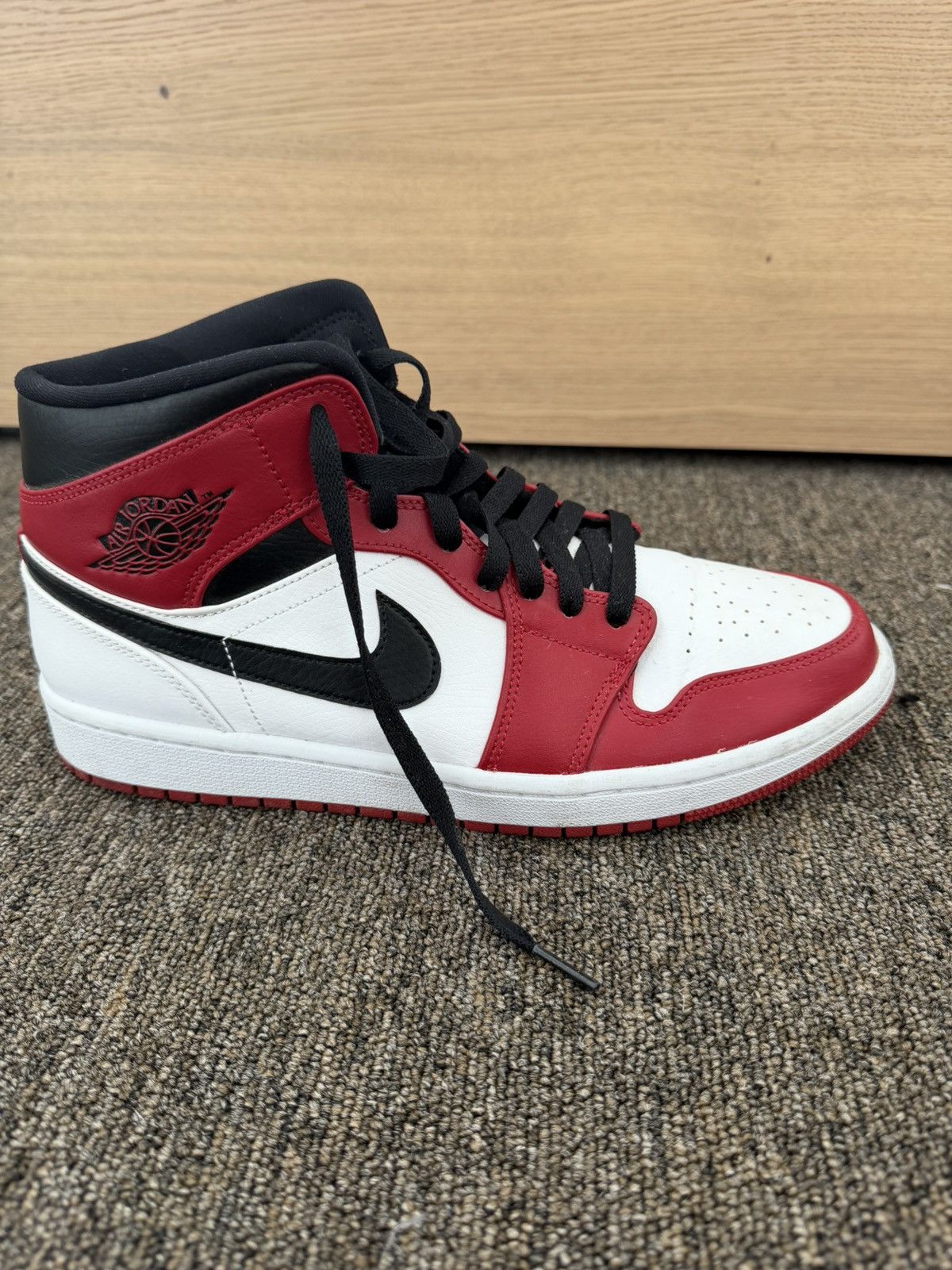 Nike Nike Air Jordan Air Retro 1 Size US 10 / EU 43 - 7 Thumbnail