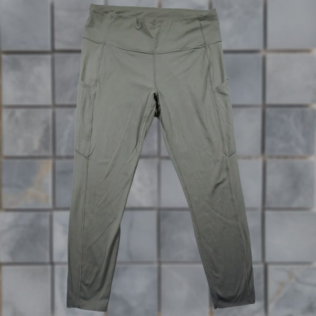 Lululemon Lululemon Leggings Womens 12 Green Activewear Yoga Gym 25" Inseam Athletic Slim Ankle Regular Size 12 Womens Size 34" / US 12 / IT 48 - 1 Thumbnail