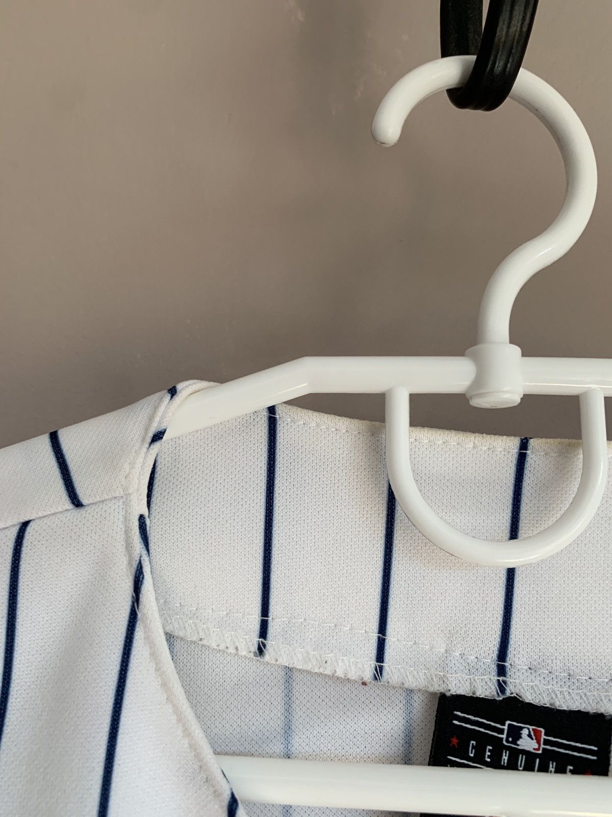 MLB New York Yankees Baseball Jersey MLB Vintage Majestic Sz L Size US L / EU 52-54 / 3 - 6 Thumbnail