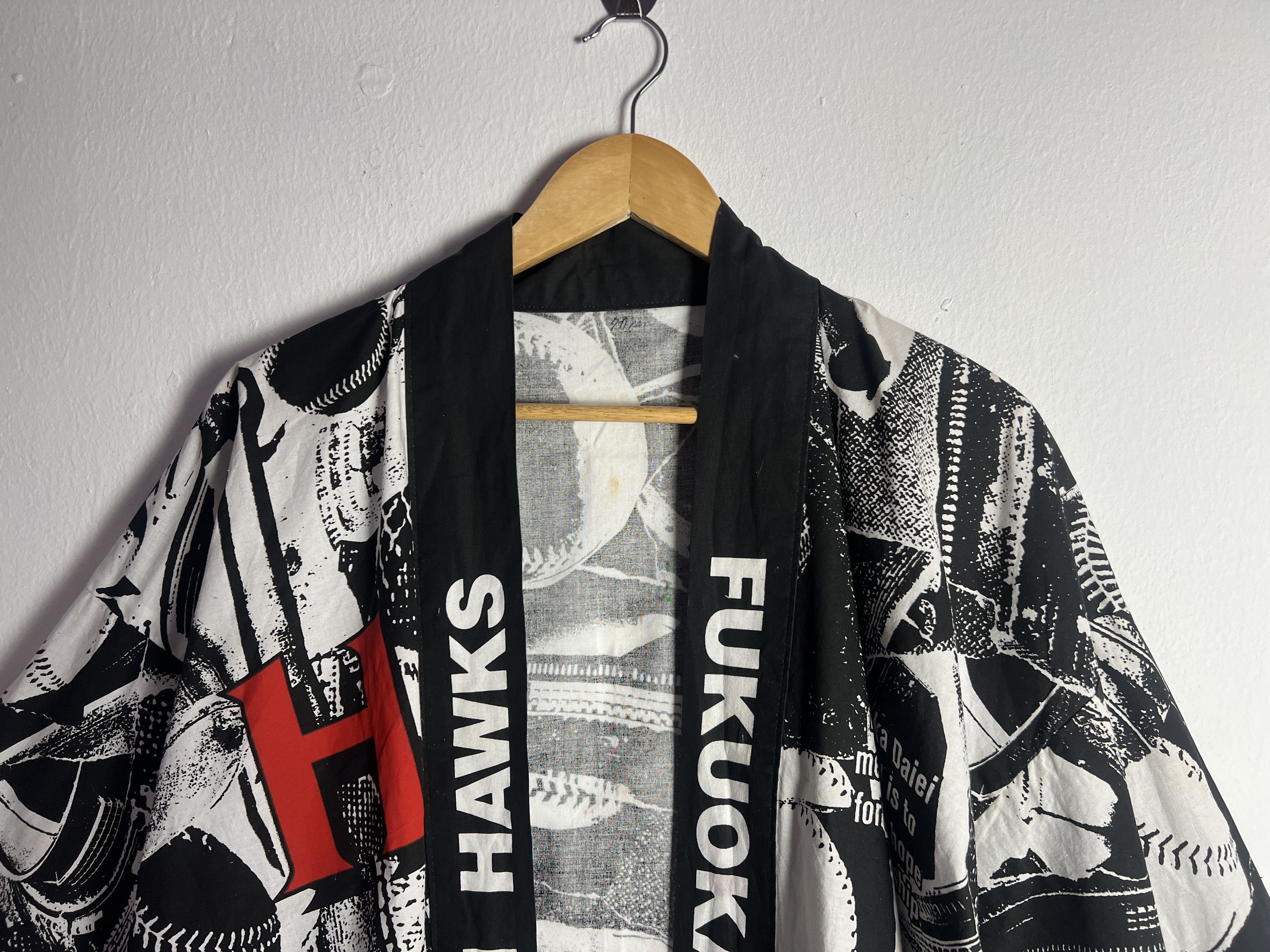 Vintage Vintage Fukuoka Daiei Hawks Kimono Size US L / EU 52-54 / 3 - 4 Thumbnail