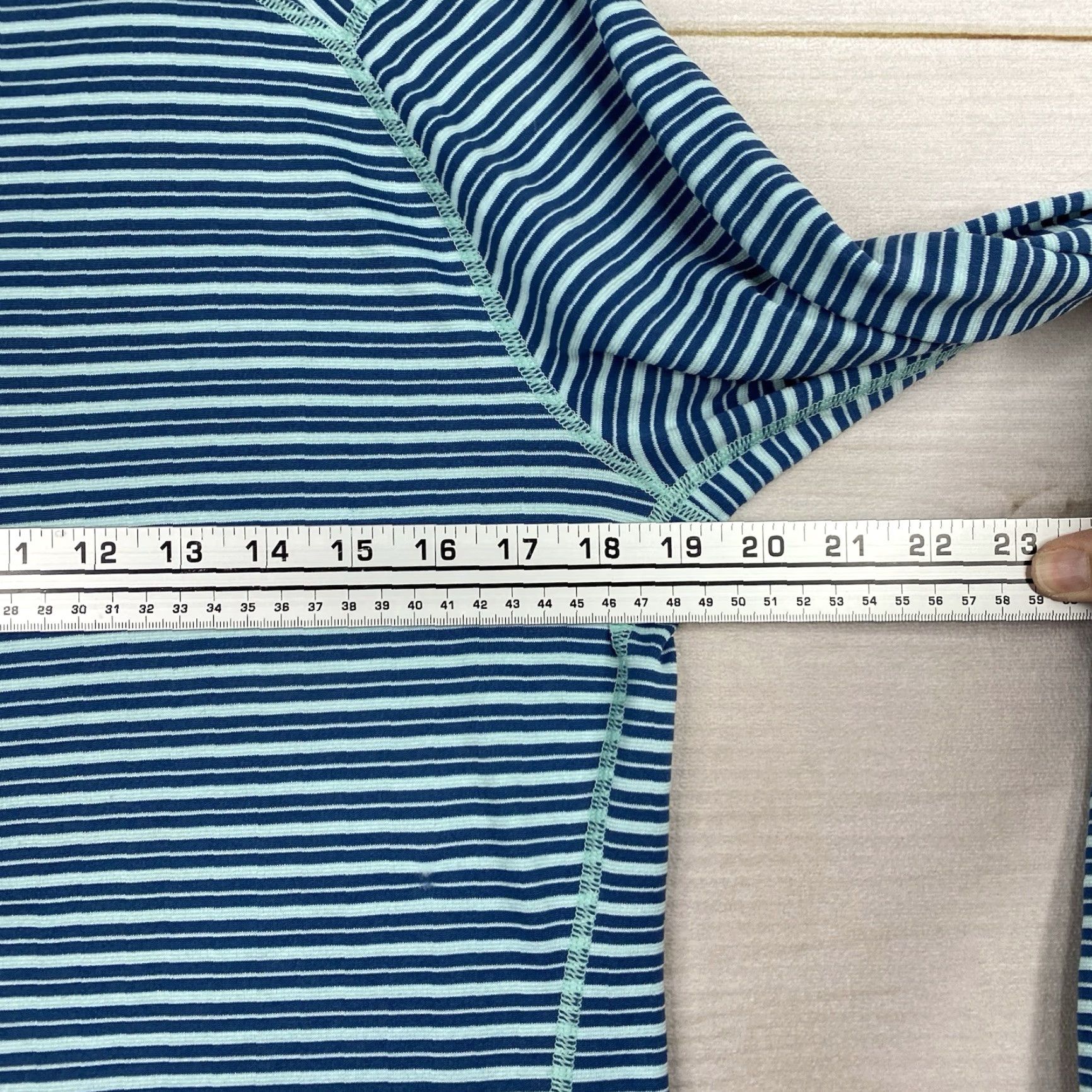 Patagonia Patagonia Capilene3 Midweight Hoodie Shirt Mens M Striped Blue 1/2 Zip Pullover Hiking Size US M / EU 48-50 / 2 - 7 Thumbnail