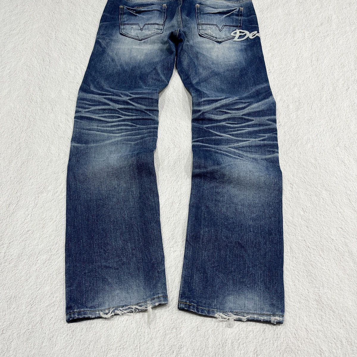If Six Was Nine × KMRii × Le Grande Bleu (L.G.B.) 2000s HOW DENIM COMPANY DISTRESSED SUPER FADED JEAN Size US 34 / EU 50 - 9 Thumbnail
