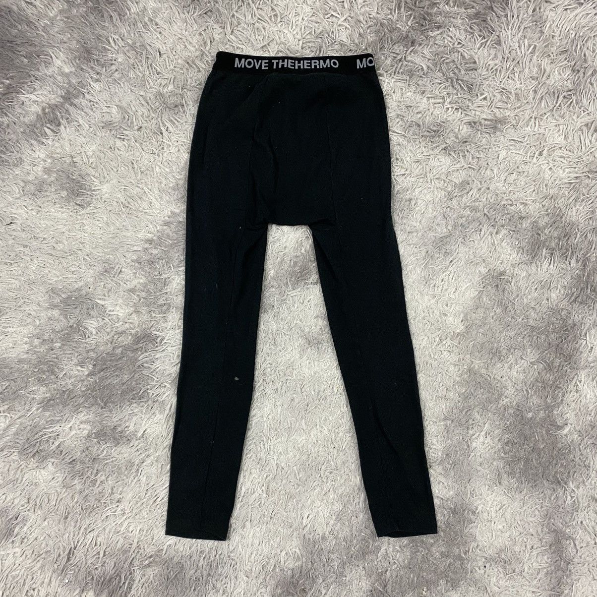 Uniqlo Move thermo tight legging pant Size US 36 / EU 52 - 2 Thumbnail