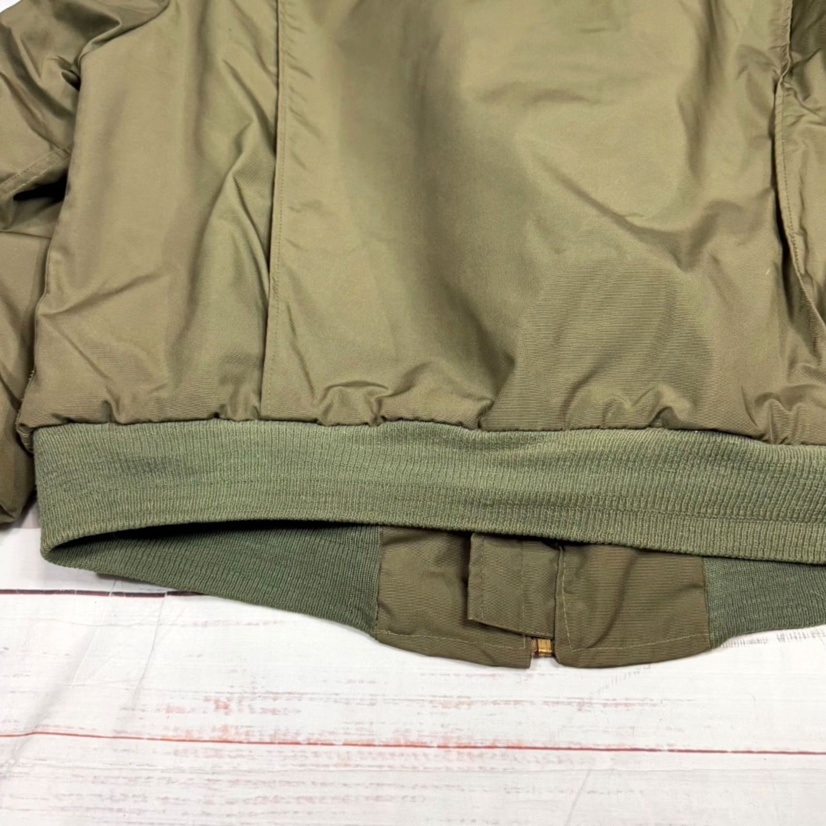 Vintage VINTAGE Military Wool Lined Nylon Bomber Jacket M Green Mens Jacket Zip Size US M / EU 48-50 / 2 - 7 Thumbnail