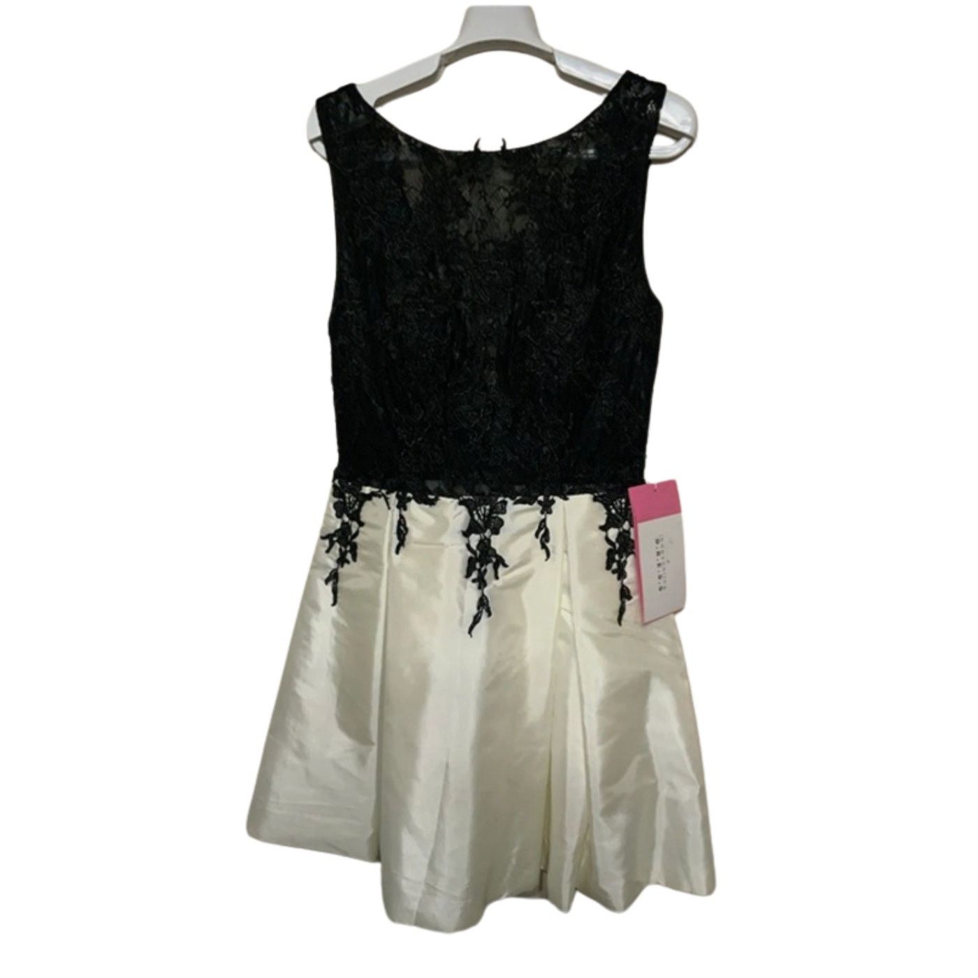 Unknown London Baby Online Sexy Backless Satin Prom Dress/Bridesmaid Dress Size M / US 6-8 / IT 42-44 - 2 Thumbnail