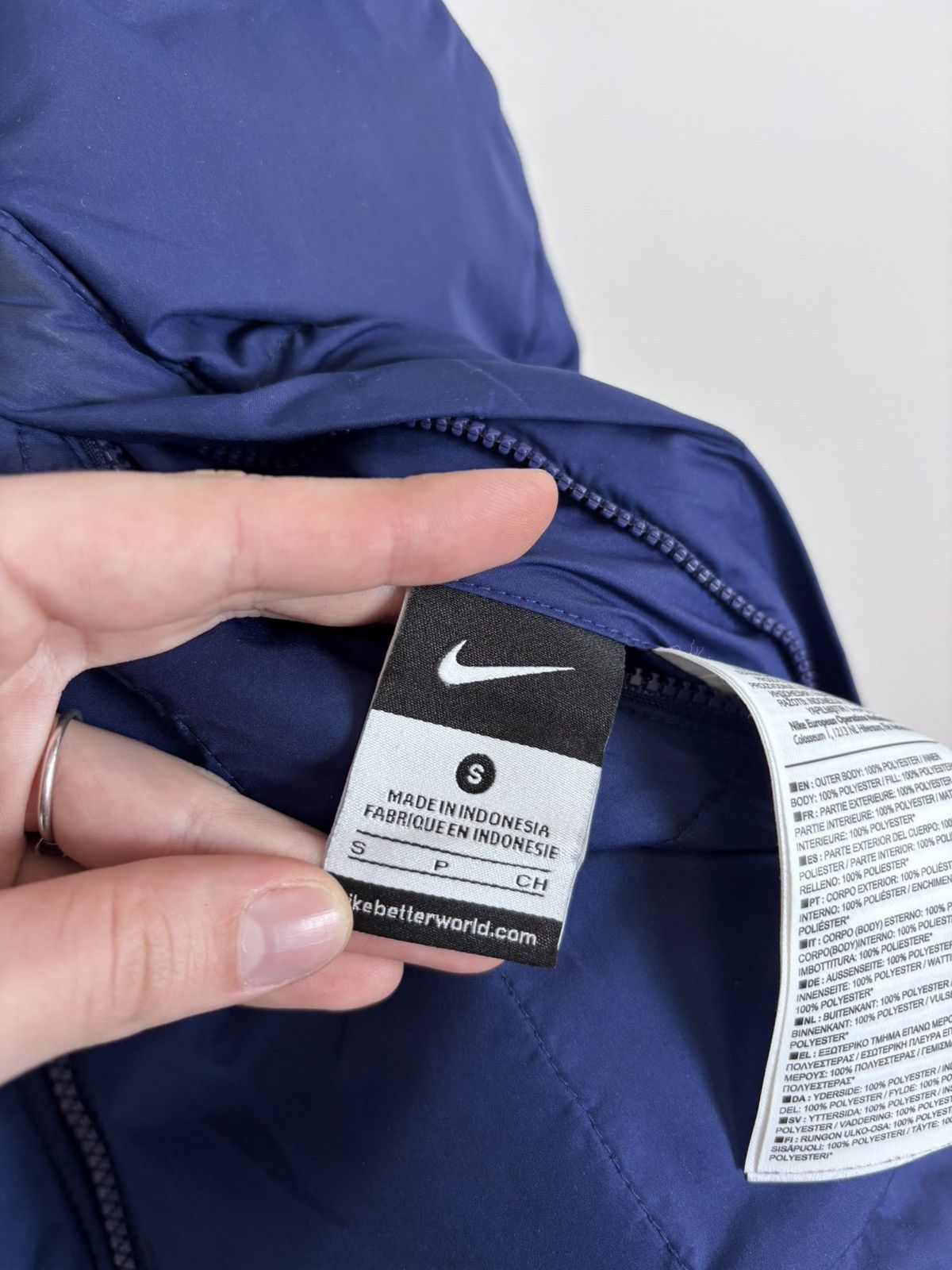 Nike Nike Barcelona FC Reversible Football Down Puffer Vest Size US S / EU 44-46 / 1 - 10 Thumbnail