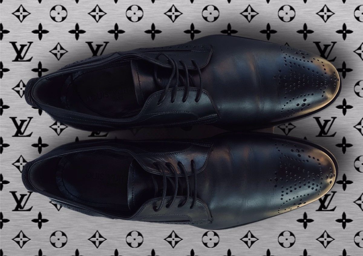 Louis Vuitton Louis Vuitton Black Brogue Leather Lace Up Oxfords LV Logo Size US 9 / EU 42 - 6 Thumbnail