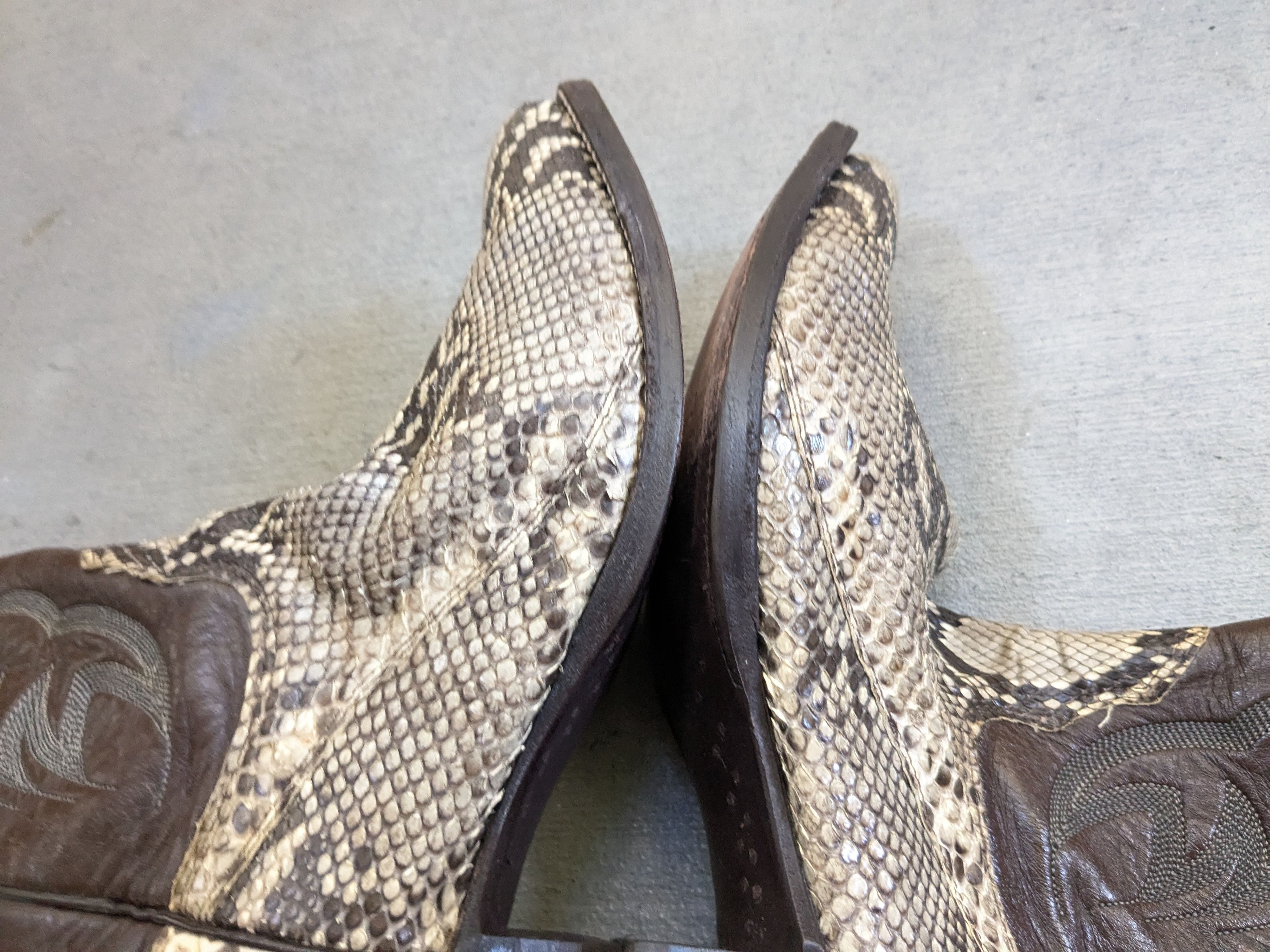 Nocona Boots Nocona Snakeskin Cowboy Boots Leather 10.5 D Python USA Size US 10.5 / EU 43-44 - 7 Thumbnail