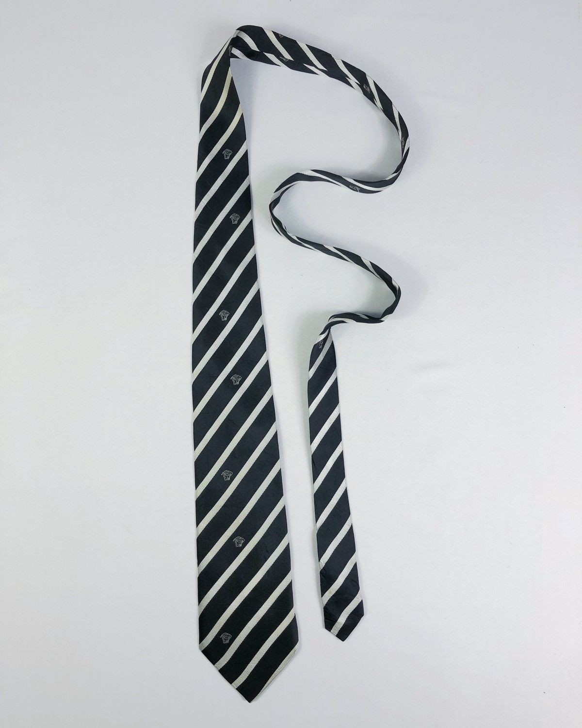 Versace Rare Vintage Gianni Versace Medusa Silk Tie Made in Italy Size ONE SIZE - 2 Thumbnail