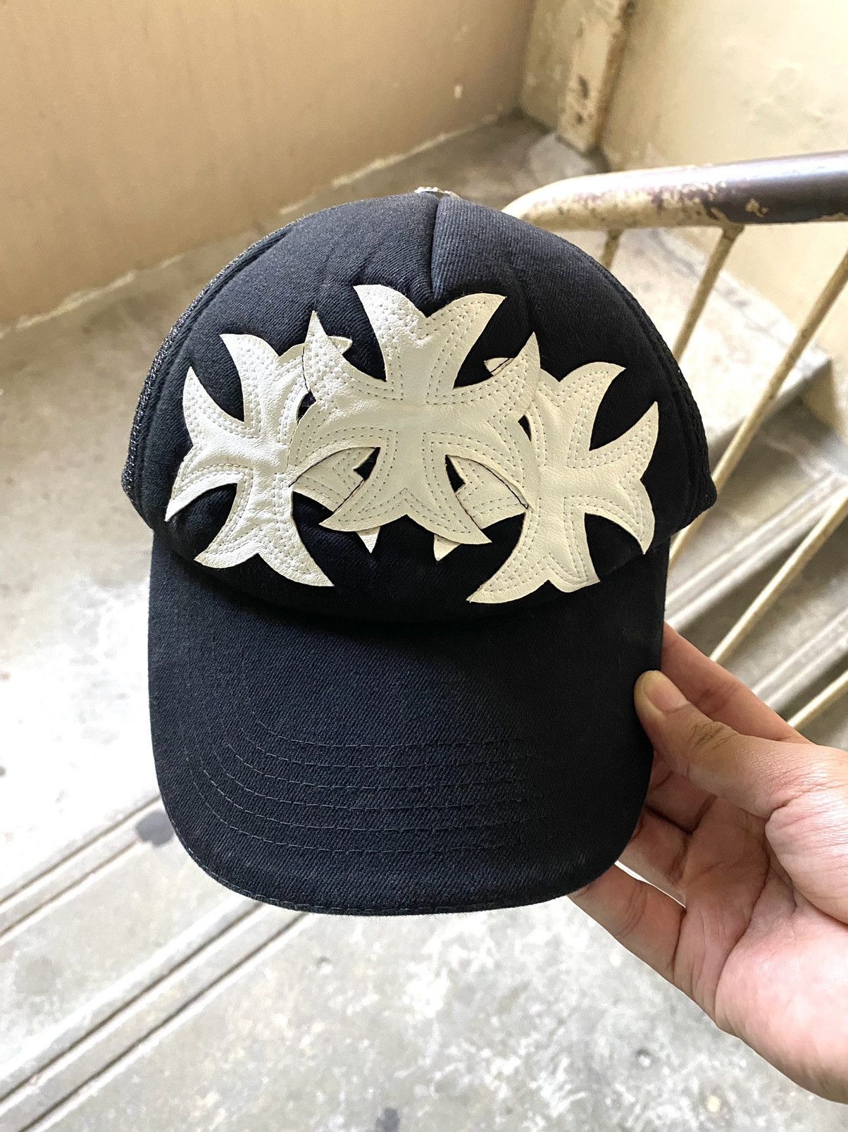 Japanese Brand Vintage cap Leather Cross Dualism inspired Chrome hearts Size ONE SIZE - 1 Thumbnail