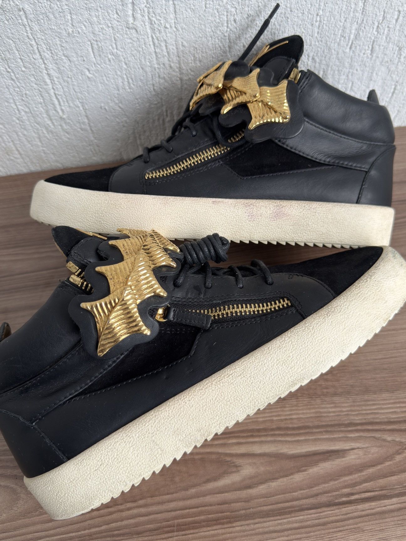 Giuseppe Zanotti Y2k😮‍💨🔥Gold strap buckle strap Sneaker Size US 10 / EU 43 - 9 Thumbnail