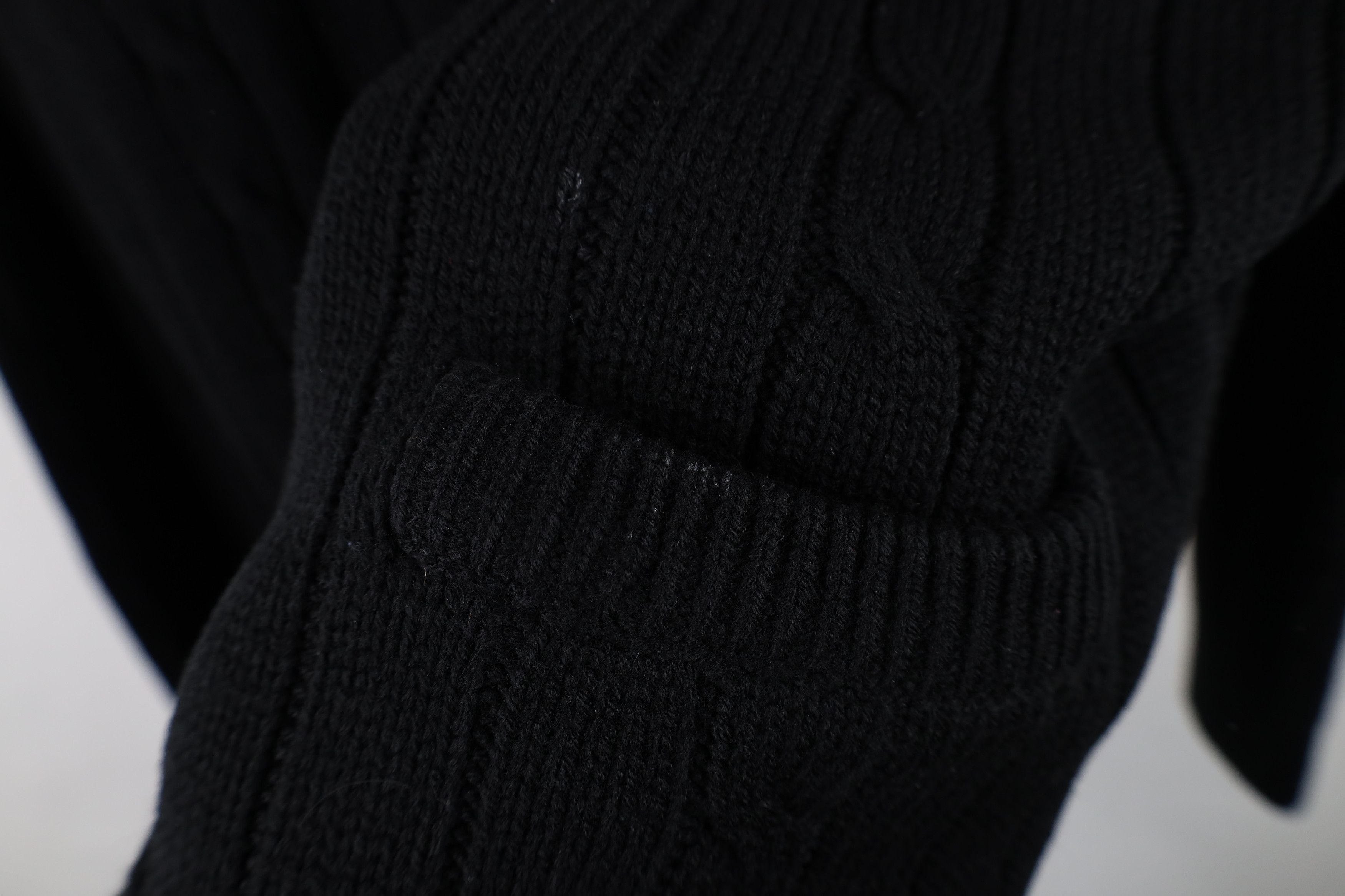 Vintage Vintage 90s Streetwear Cable Knit Cardigan Sweater Black Size US L / EU 52-54 / 3 - 6 Thumbnail