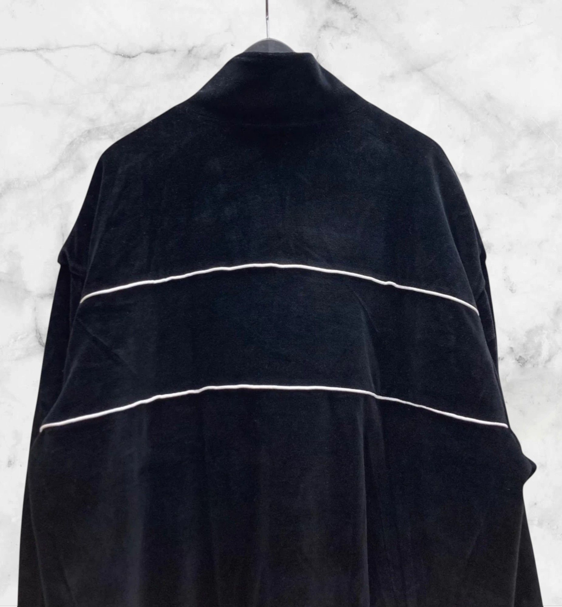 Celine Celine Velour Triomphe Teddy Velvet Jacket Jersey Size US M / EU 48-50 / 2 - 5 Thumbnail