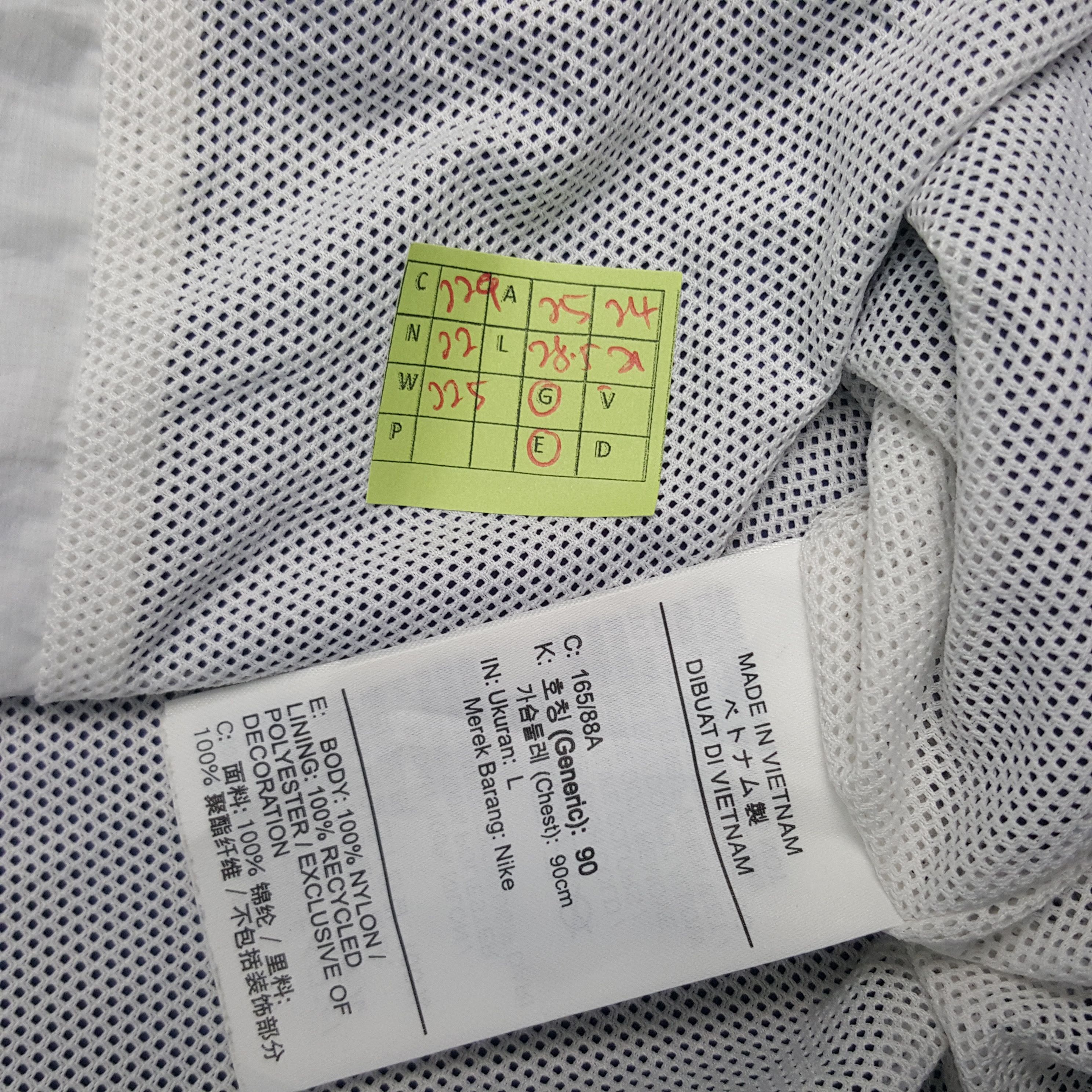 Nike × Vintage Vintage Nike American Sports Style Big Swoosh Jacket Size US XL / EU 56 / 4 - 8 Thumbnail