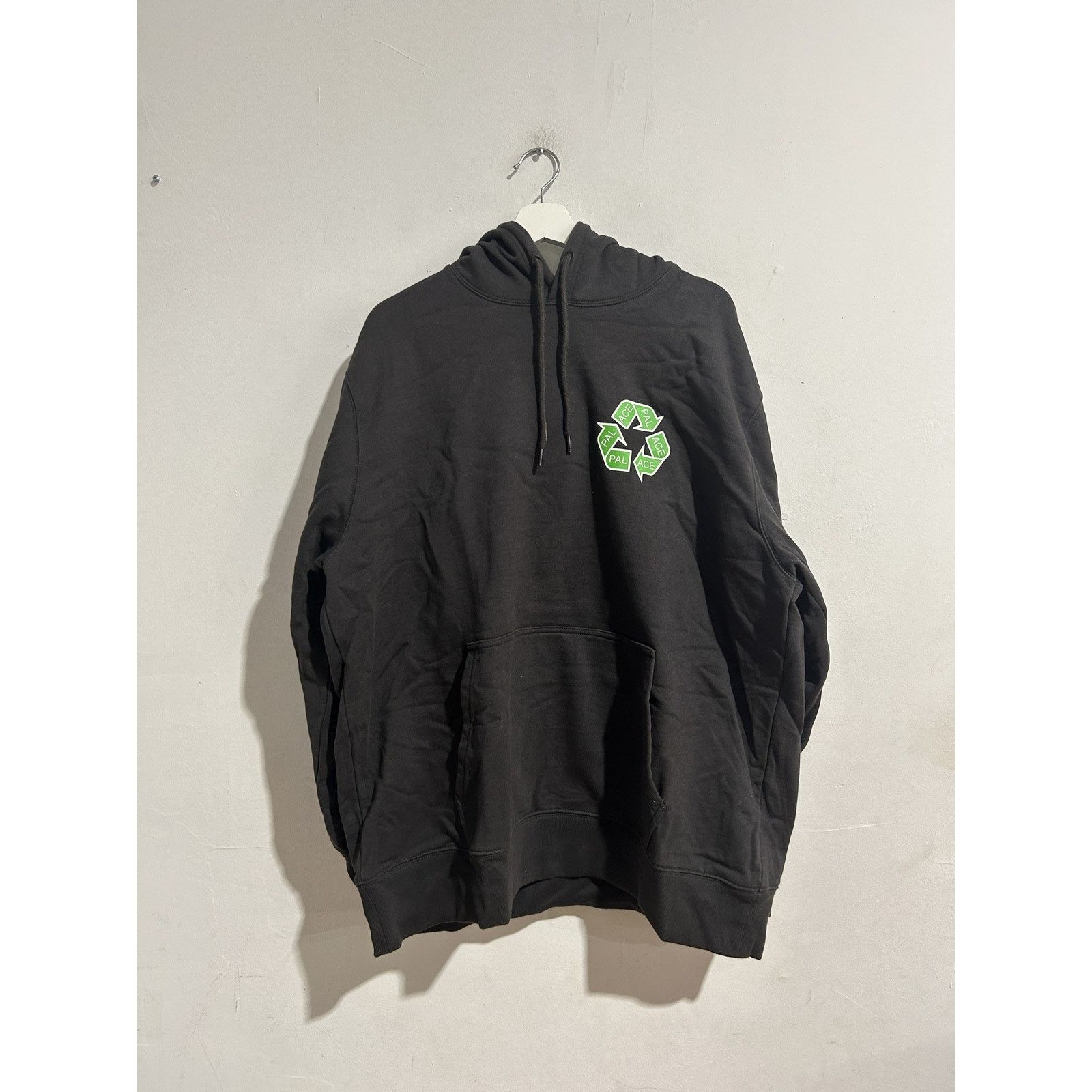 Palace PALACE RECYLCE HOODIE SIZE XXL PREOWNED Size US XXL / EU 58 / 5 - 3 Thumbnail