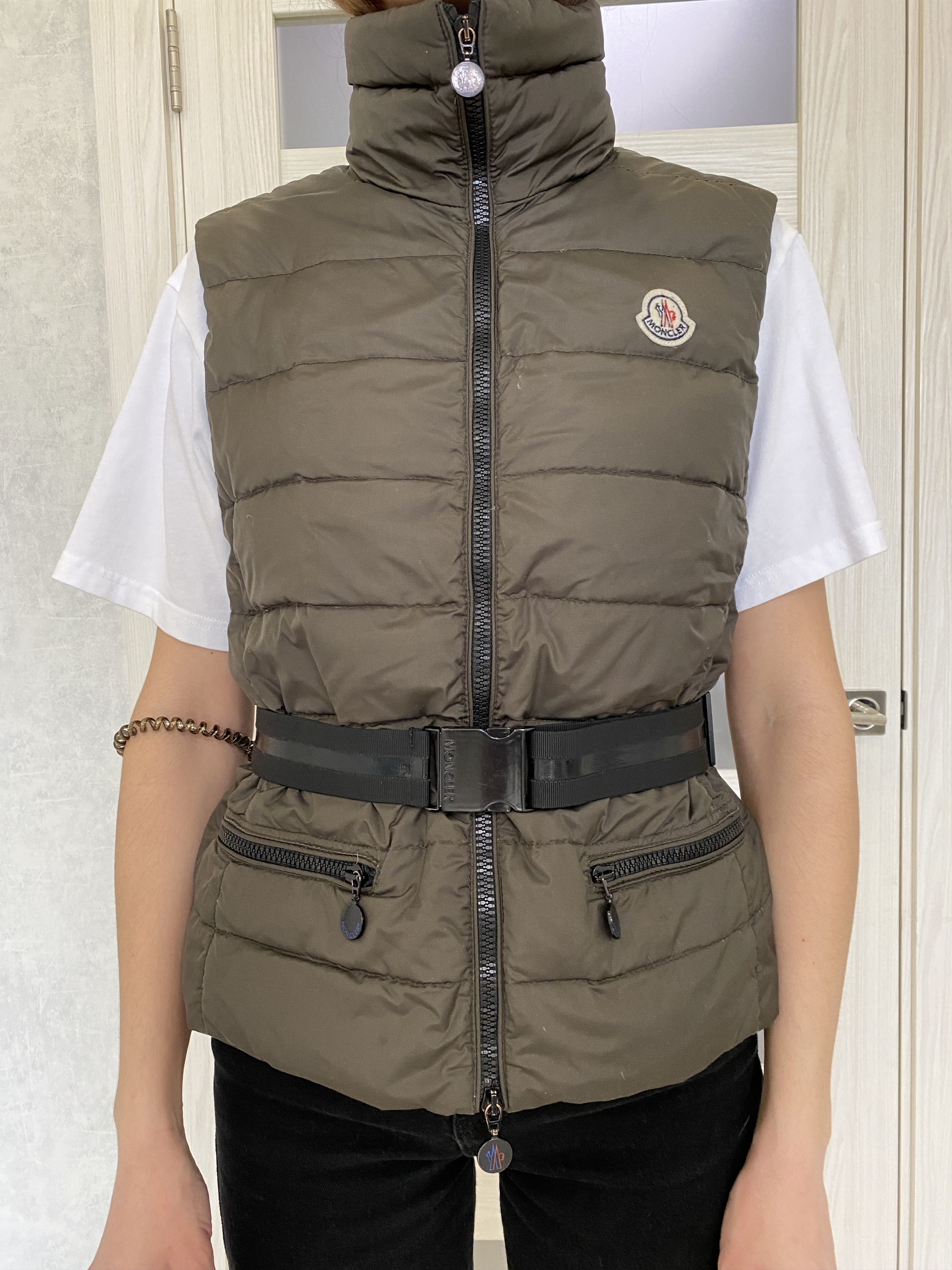 Image of Moncler Gaelle Women Down Gilet Vest Jacket in Khaki (Size Small)