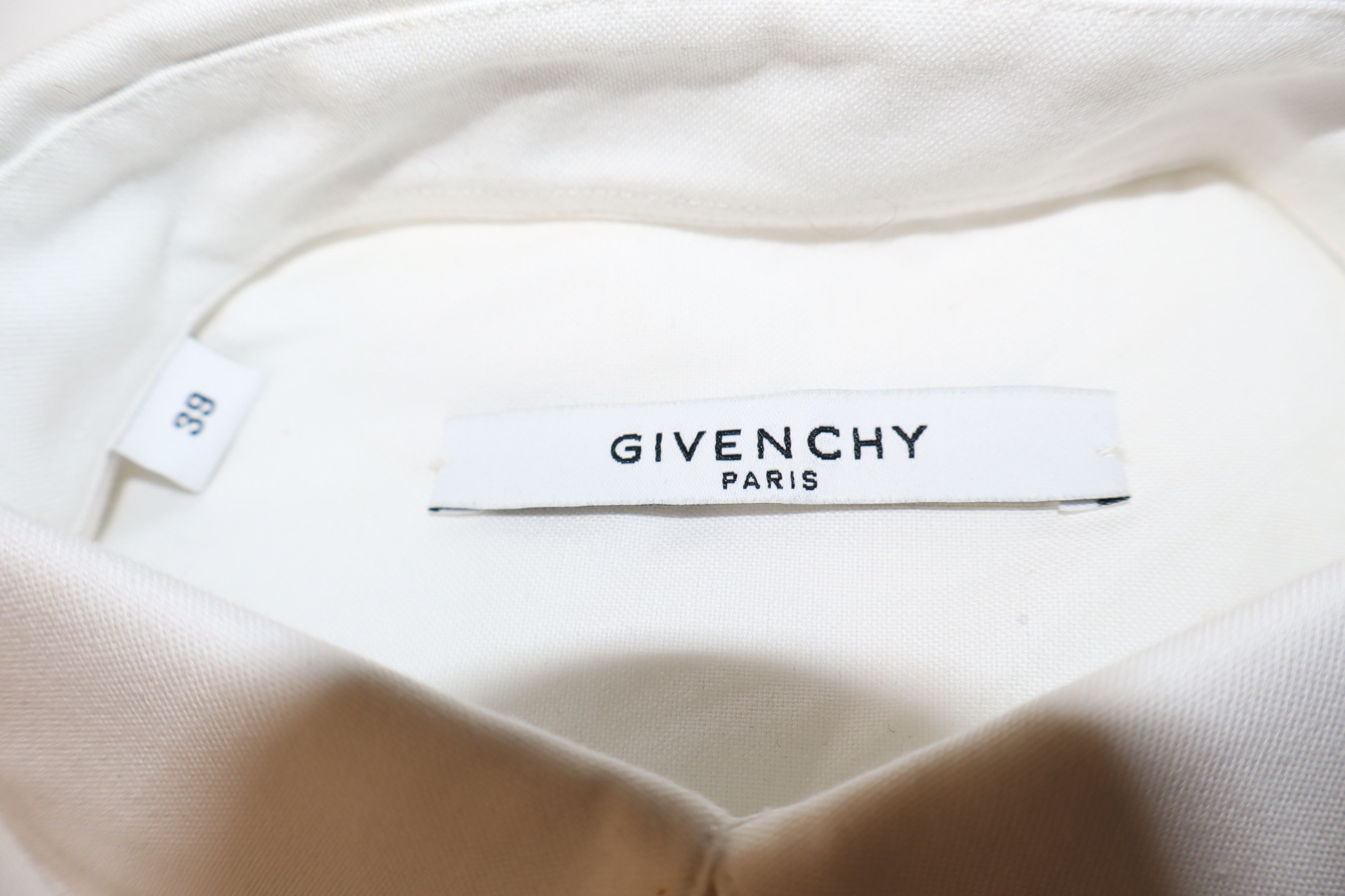 Givenchy Embroidered logo pocket shirt Size US S / EU 44-46 / 1 - 10 Thumbnail
