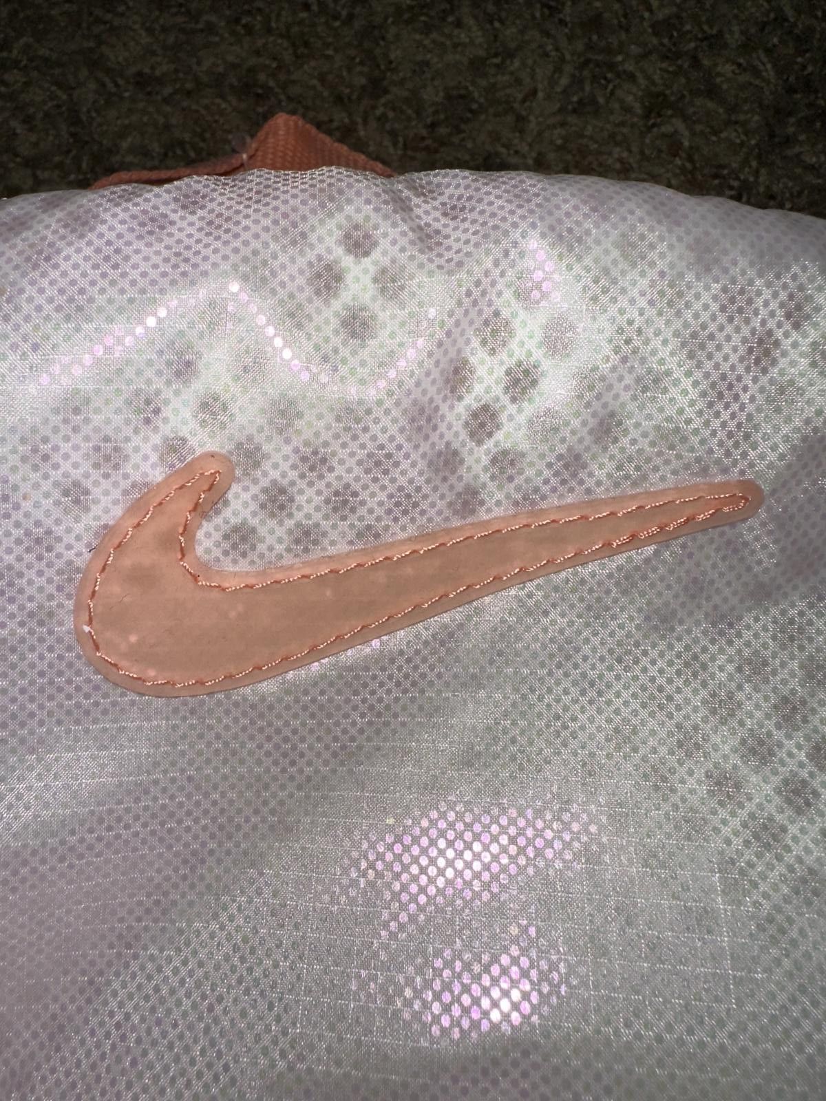 Nike Nike Kids Girl’s Brasilia Just Do It JDI Mini Air3 Pink/White Backpack Sample Size ONE SIZE - 3 Thumbnail