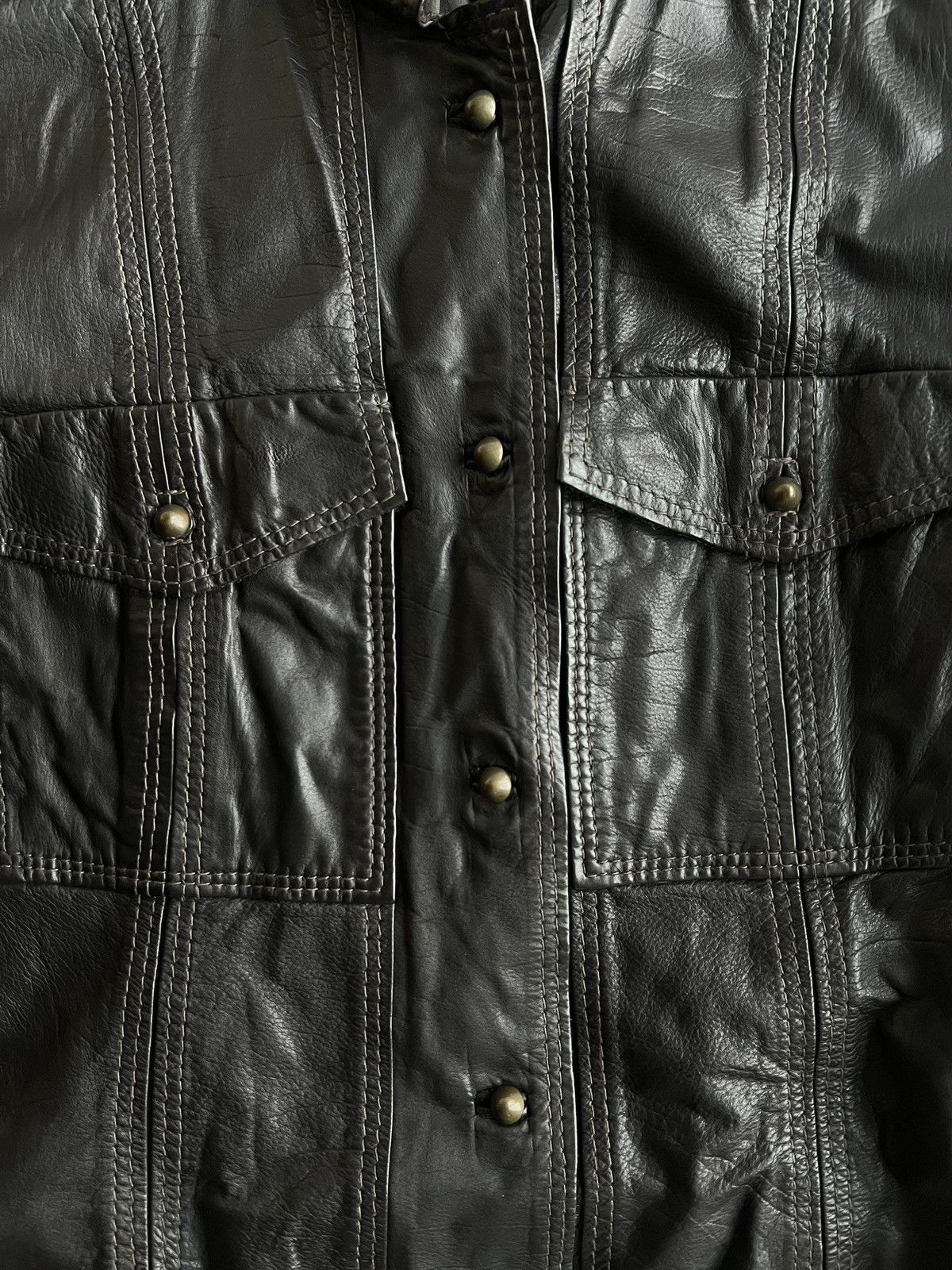 Hugo Boss 2000’s Hugo Boss Calf Leather Studded Military Jacket Size S / US 4 / IT 40 - 2 Thumbnail