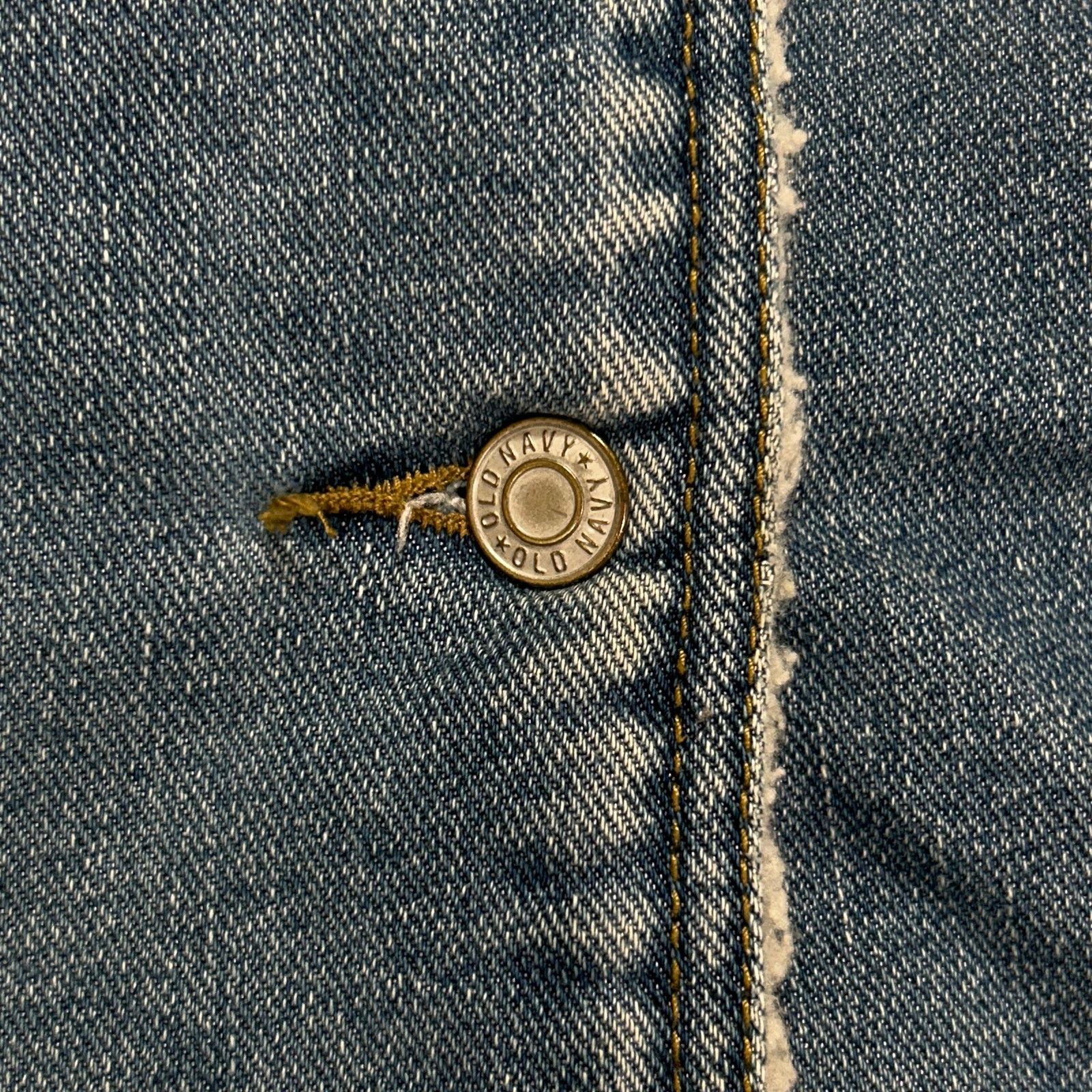Old Navy VTG 2001 Old Navy sherpa lined denim trucker jacket womens L Size L / US 10 / IT 46 - 4 Thumbnail