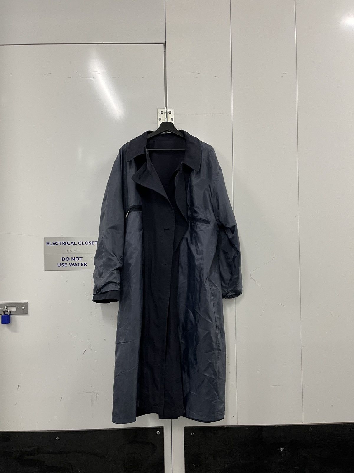 Other Deep Navy Double-Breasted Trenchcoat Size US L / EU 52-54 / 3 - 8 Thumbnail