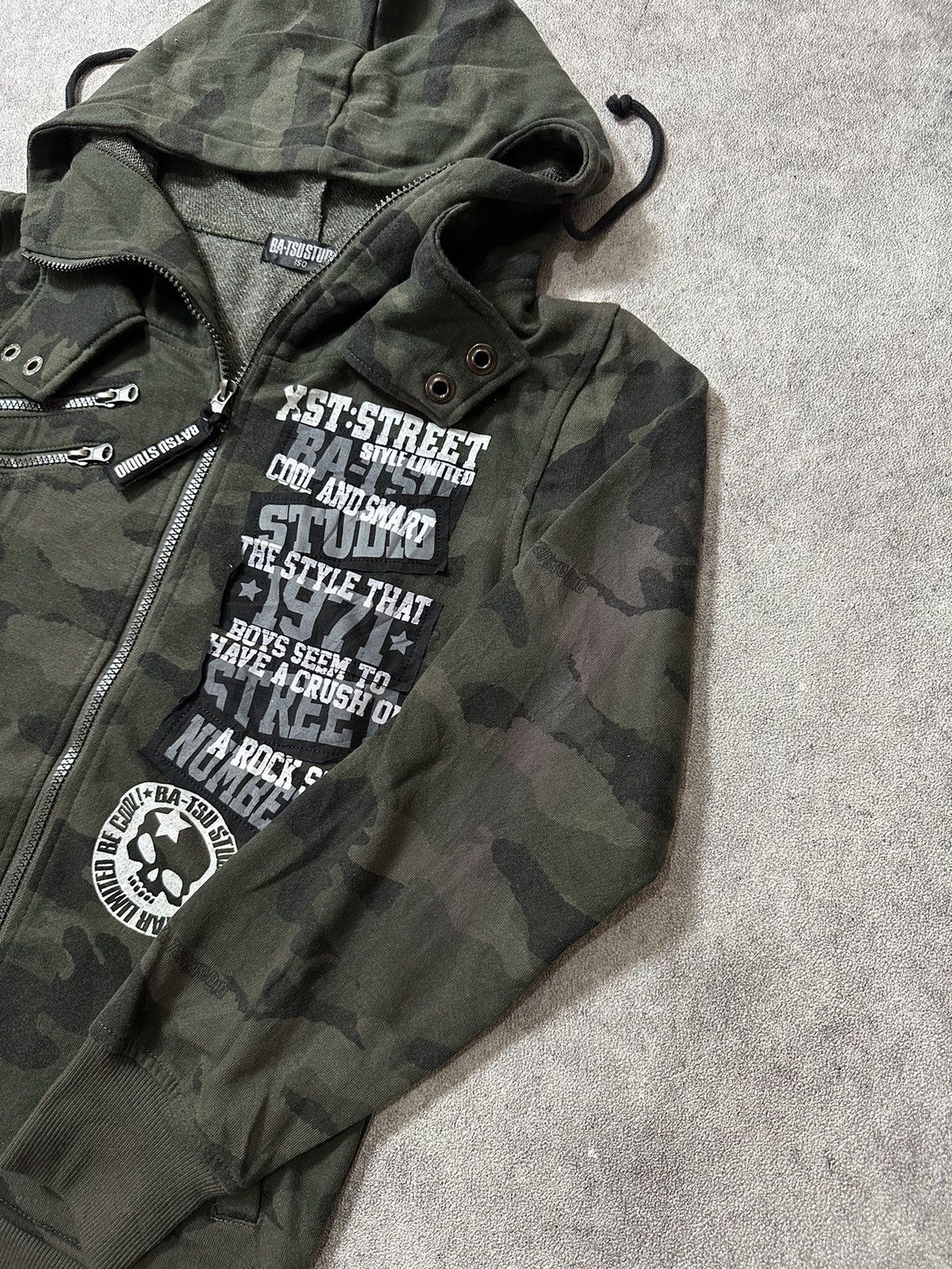 Japanese Brand Japanes Ba-Tsu Studuo Patches Zip Hoodie Ifsix Gothic Style Size US S / EU 44-46 / 1 - 4 Thumbnail