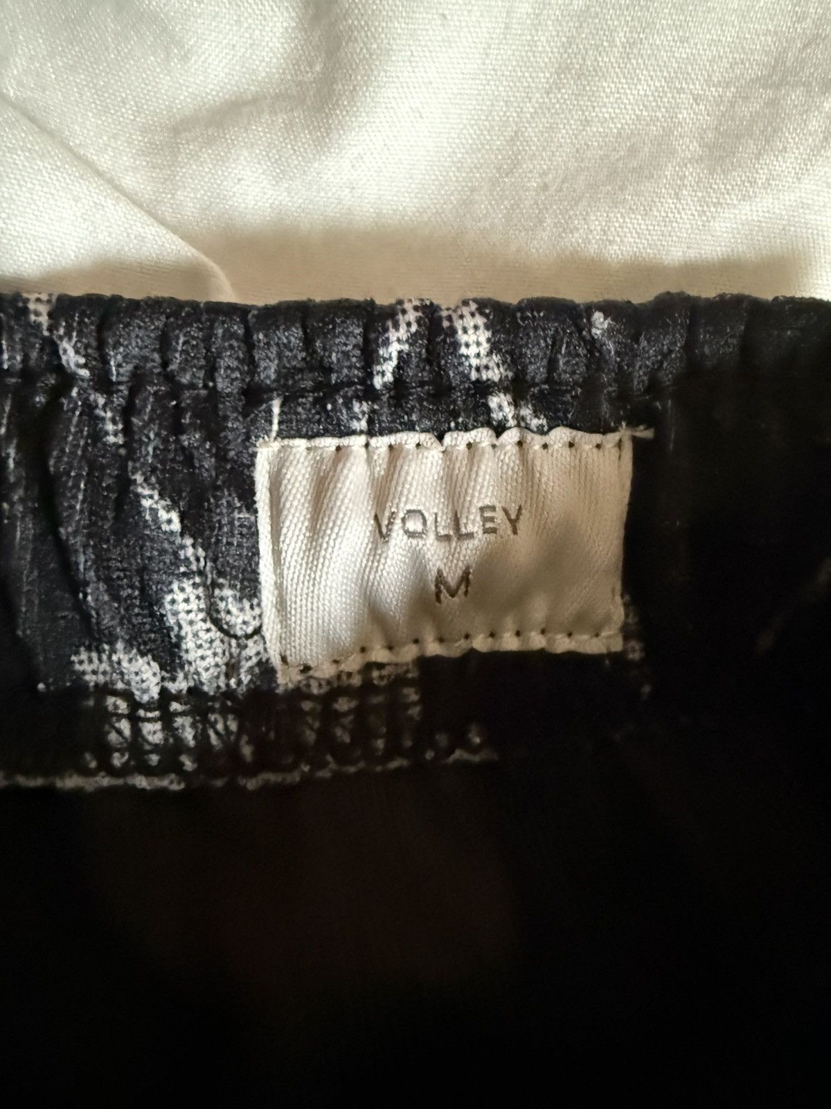 Pacsun Black Floral Pacsun Shorts Size US 32 / EU 48 - 3 Thumbnail