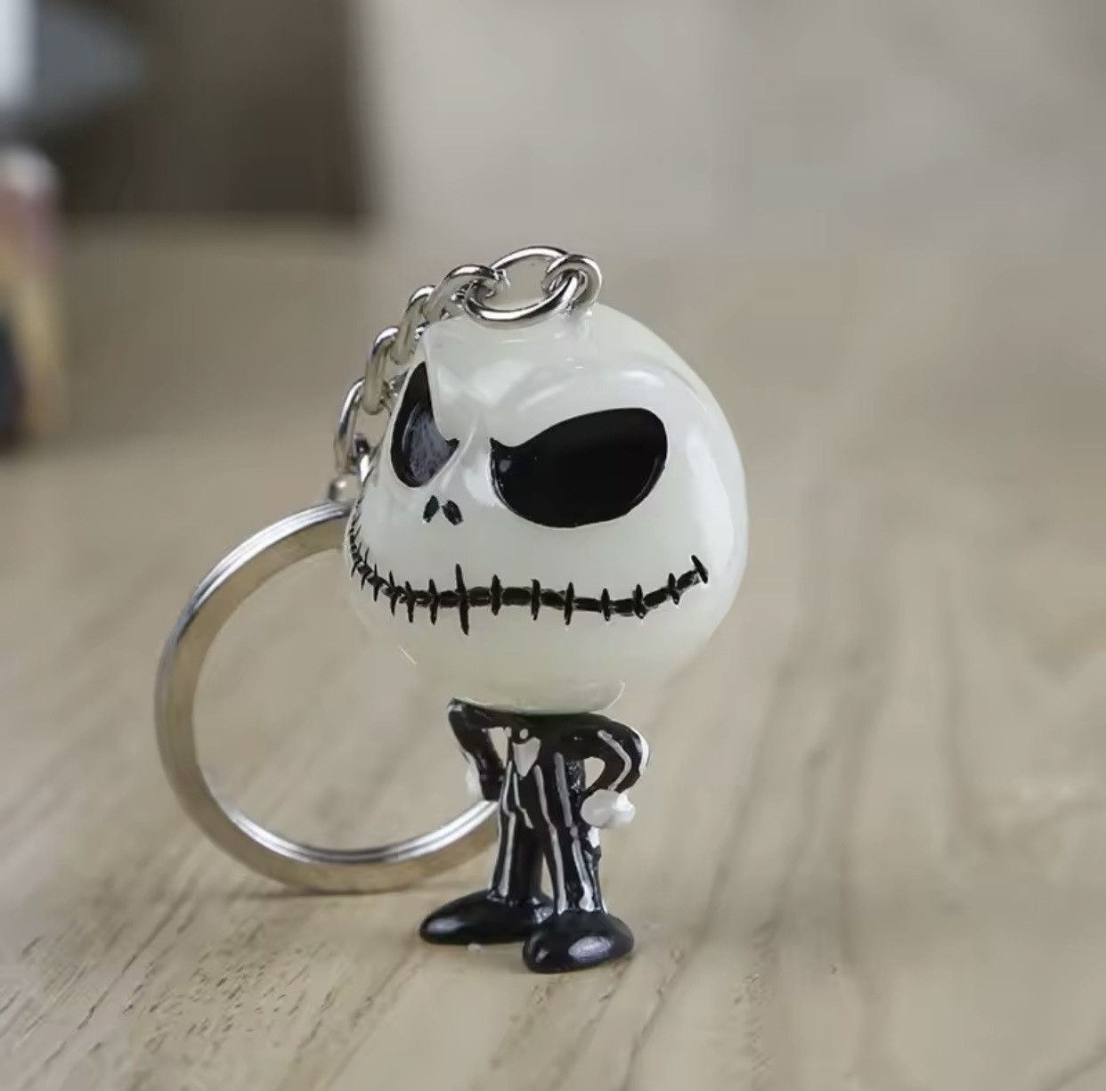 Japanese Brand Personality Car luminous Keychain Car Key Chain Skull Size ONE SIZE - 3 Thumbnail