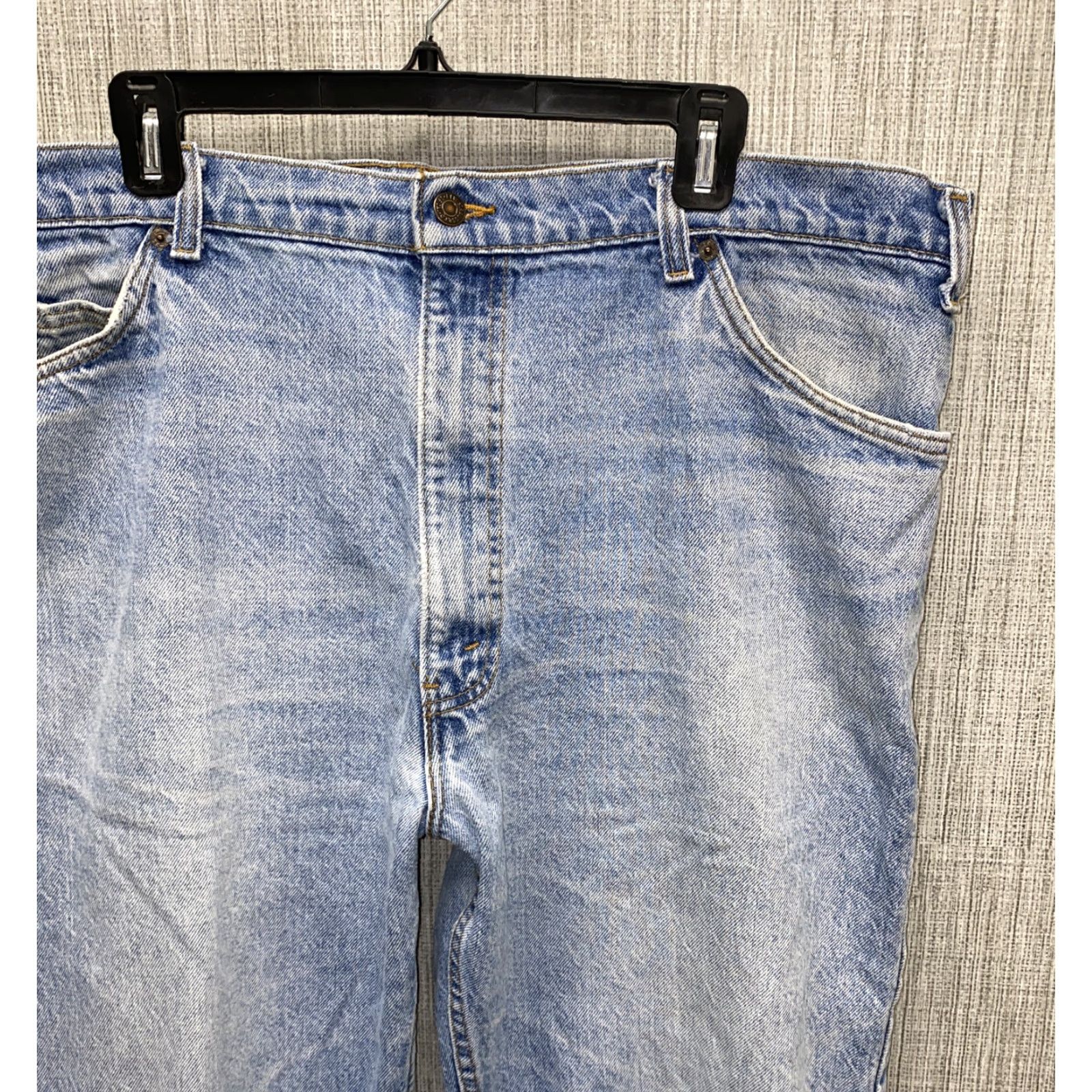 Levi's VINTAGE Levi’s 540 Jeans Mens Blue Light Wash Zip Fly Denim 42 X 30 USA Made Denim Jeans Men Regular Inseam 30 Size US 42 / EU 58 - 3 Thumbnail