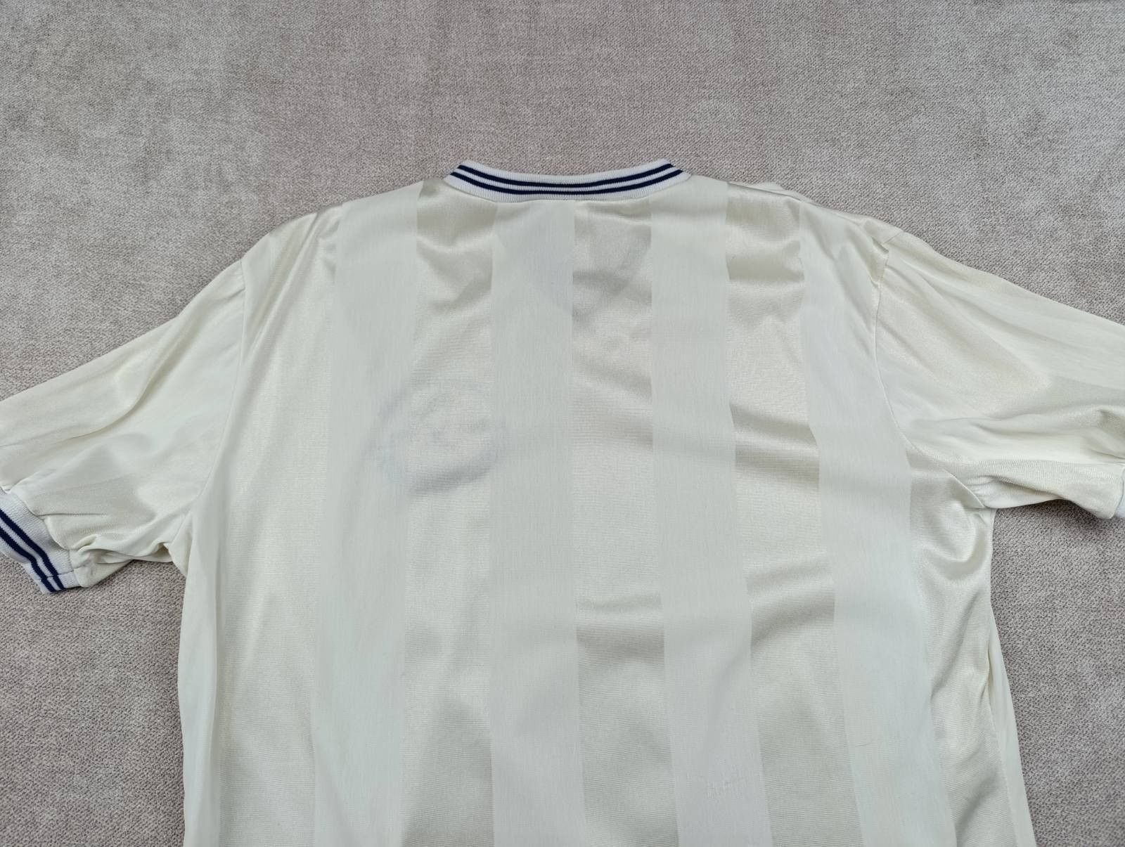 Le Coq Sportif TOTTENHAM HOTSPUR LE COQ SPORTIF 1982-1983 FOOTBALL SHIRT Size US XL / EU 56 / 4 - 15 Thumbnail