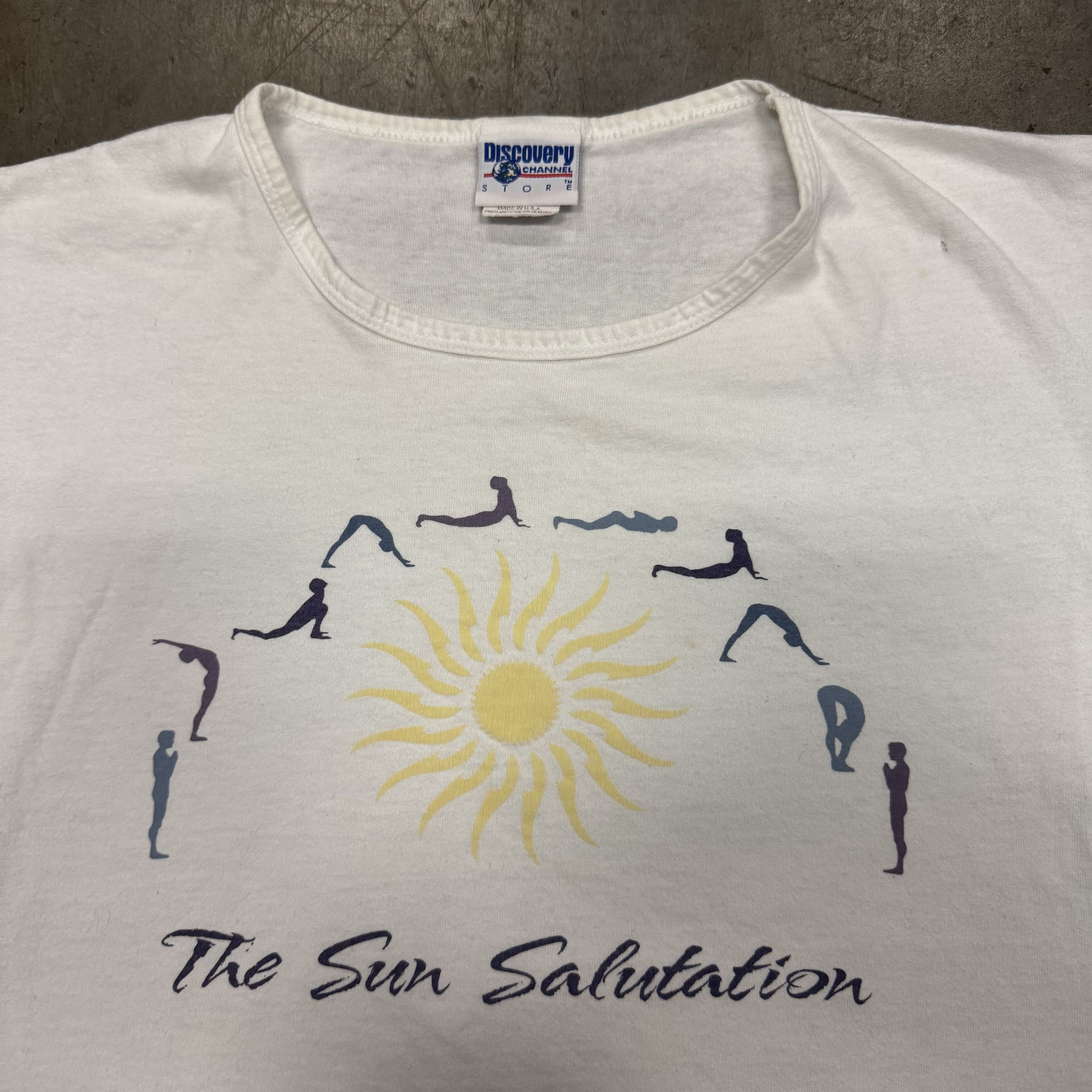 Vintage VTG 90s Discovery Channel The Sun Salutations Yoga T Shirt Size US L / EU 52-54 / 3 - 2 Thumbnail