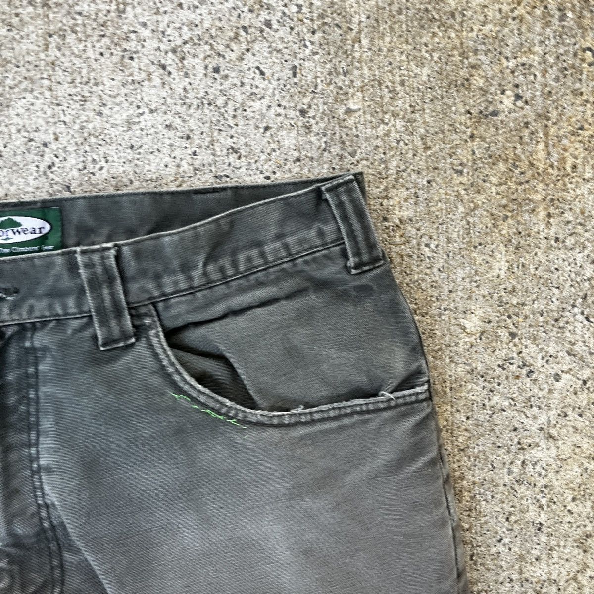 Vintage Vintage Thrashed Sun Fade Work Pants 36x30 90’s Size US 36 / EU 52 - 8 Thumbnail