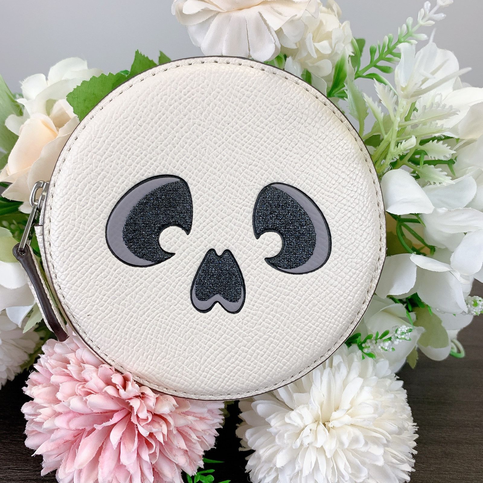 Coach Coach CW935 Coin Case With Halloween Skull IN Chalk Size ONE SIZE - 1 Thumbnail