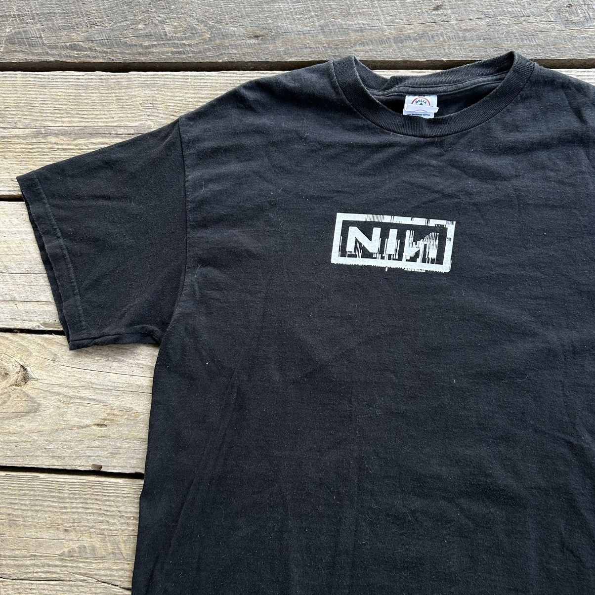 Band Tees Vintage 2005 Nine Inch Nails With Teeth Tour Road Crew Shirt Size US L / EU 52-54 / 3 - 2 Thumbnail