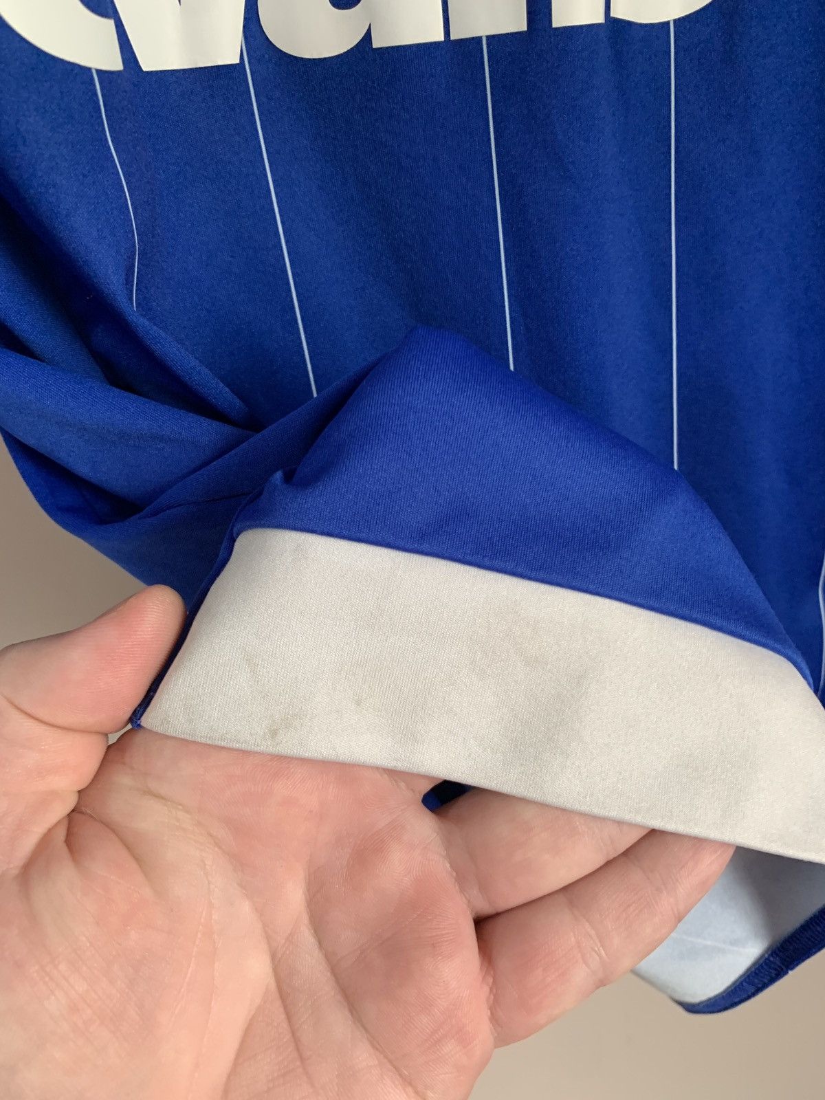 Adidas Ipswich Town 2015 Home Football Shirt Adidas Soccer Jersey S Size US S / EU 44-46 / 1 - 13 Thumbnail