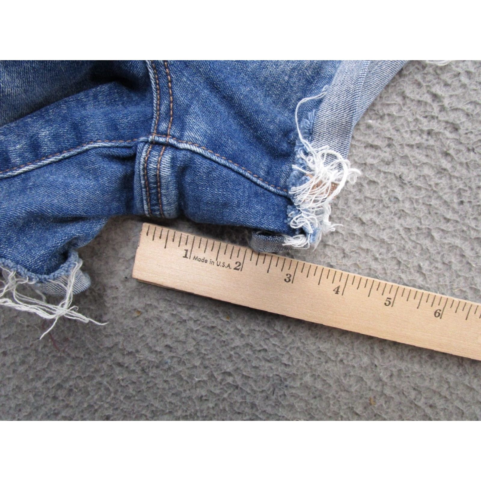 American Eagle Outfitters AMERICAN EAGLE Shorts Women Denim Blue Stretch Hi Rise Curvy Shorties 00 Regular Pocket 5-Pocket Distressed Patchwork Button Logo Vintage No Size 24" / US 00 / IT 34 - 7 Thumbnail