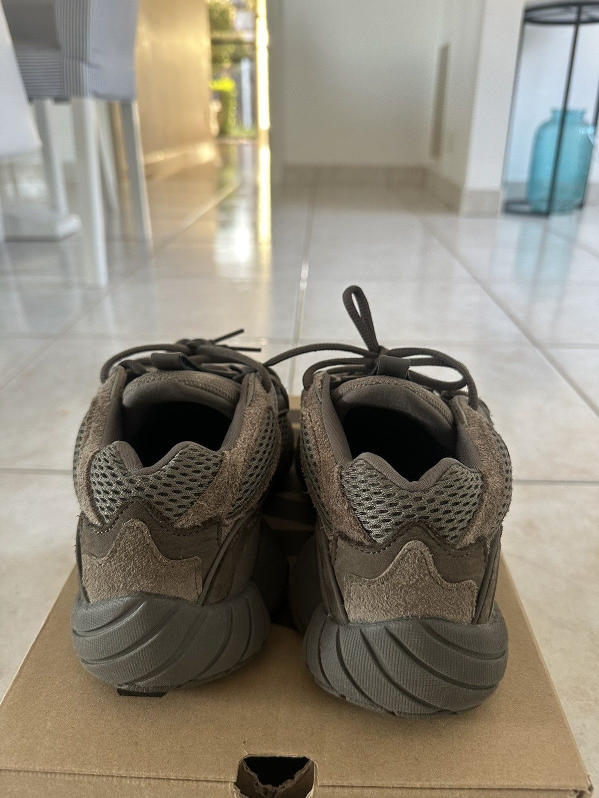 Yeezy YEEZY 500 Size US 7.5 / EU 40-41 - 2 Thumbnail