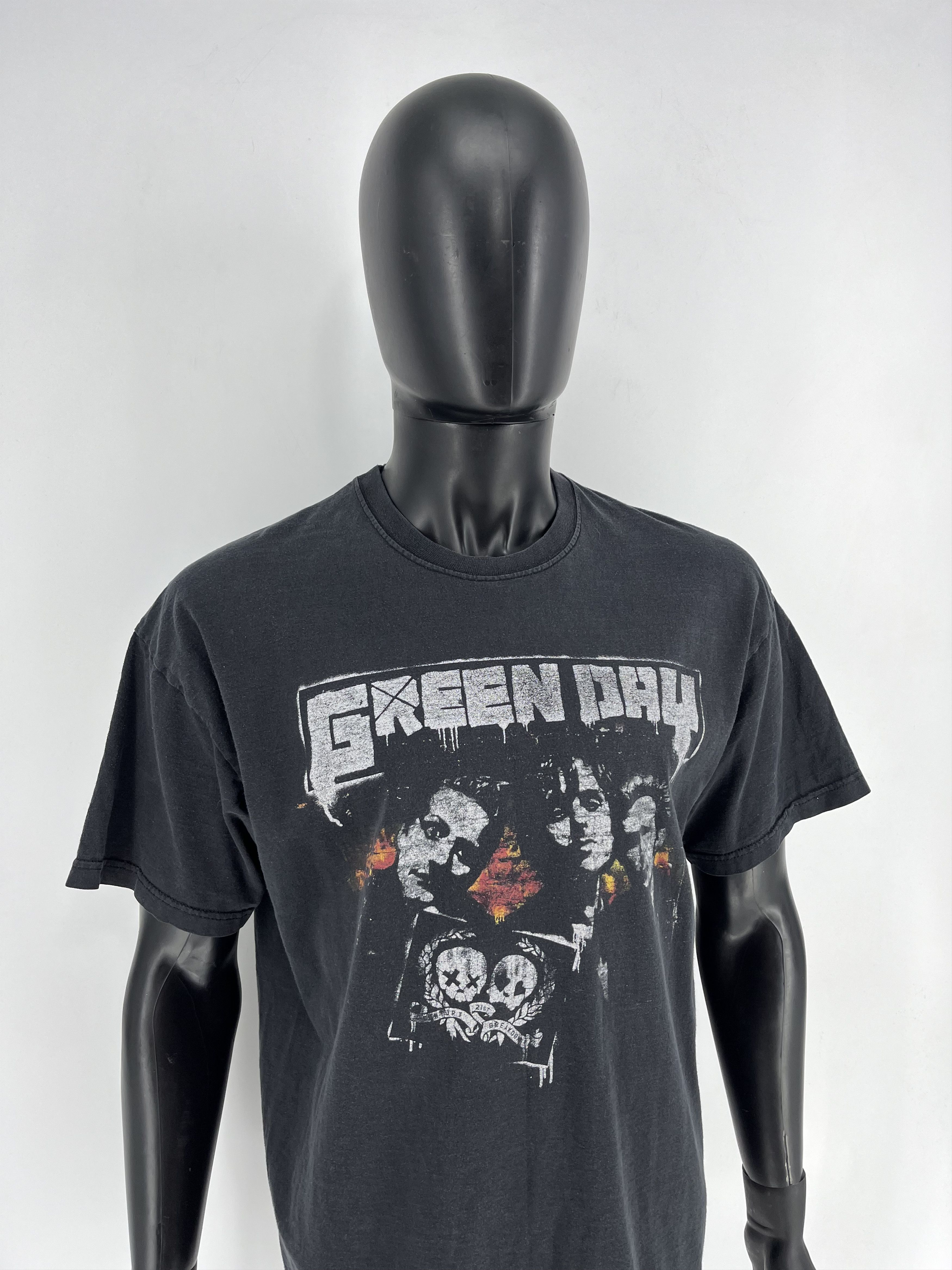 Band Tees × Vintage Vintage Y2K Green Day American Idiot Tour Band Tee Size US XL / EU 56 / 4 - 3 Thumbnail