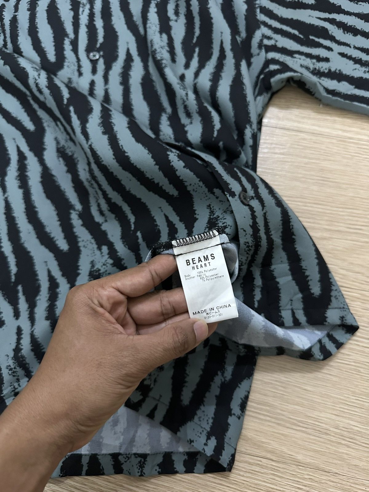 Beams Plus × Beauty Beast × Japanese Brand Beams Heart Parody Wacko Maria Zebra Silk Open Collar Shirt Size US S / EU 44-46 / 1 - 5 Thumbnail