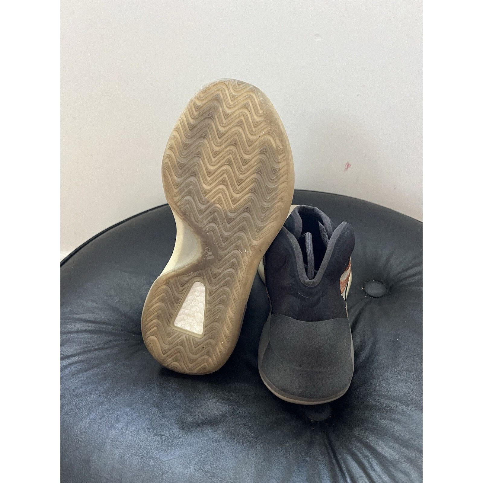 Adidas Size 7 - adidas Yeezy Quantum Amber Tint Size US 7 / EU 40 - 8 Thumbnail