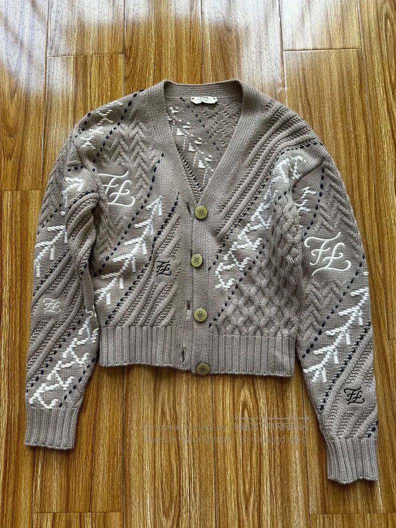 Fendi Fendi Cardigan jacket Size XXS / US 00 / IT 34 - 1 Thumbnail