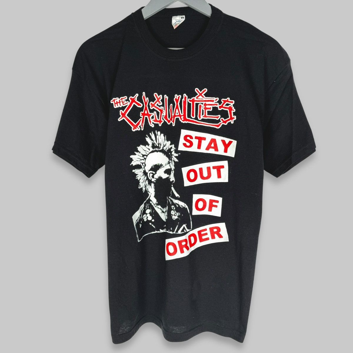 Band Tees Vintage 2000 The Casualties Stay Out Of Order Punk T Shirt Size US L / EU 52-54 / 3 - 1 Thumbnail