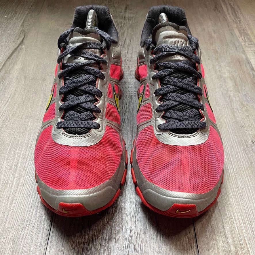 Nike NIKE • Shox Turbo 12 "Solar Red" (9M) Size US 9 / EU 42 - 4 Thumbnail