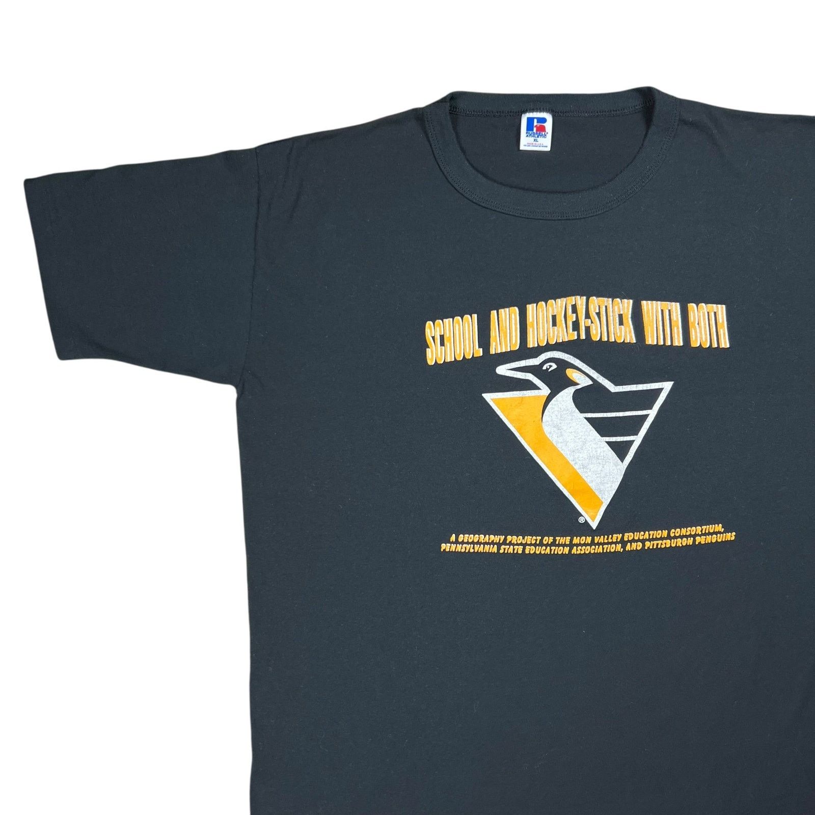 NHL × Russell Athletic × Vintage 1990s Russell Pittsburgh Penguins School and Hockey tee Size US XL / EU 56 / 4 - 4 Thumbnail