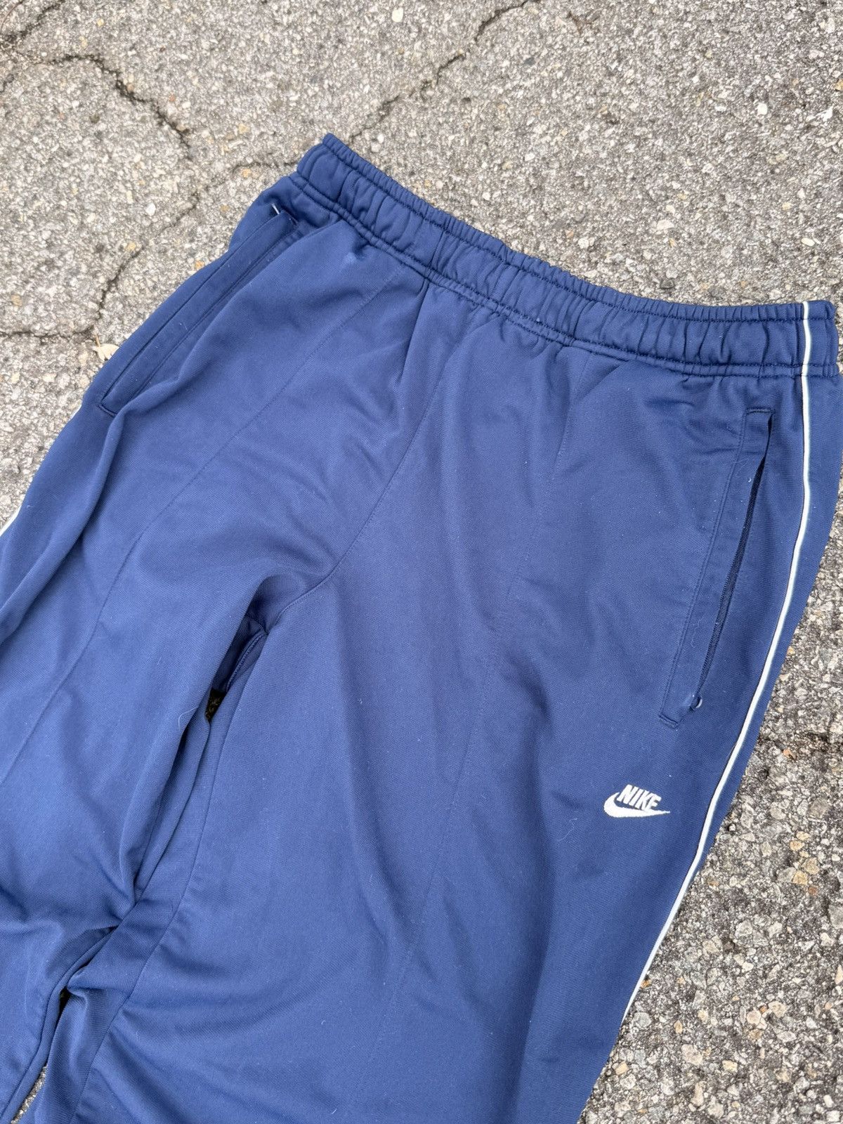 Nike Vintage Nike stripped sweatpants Size US 32 / EU 48 - 2 Thumbnail