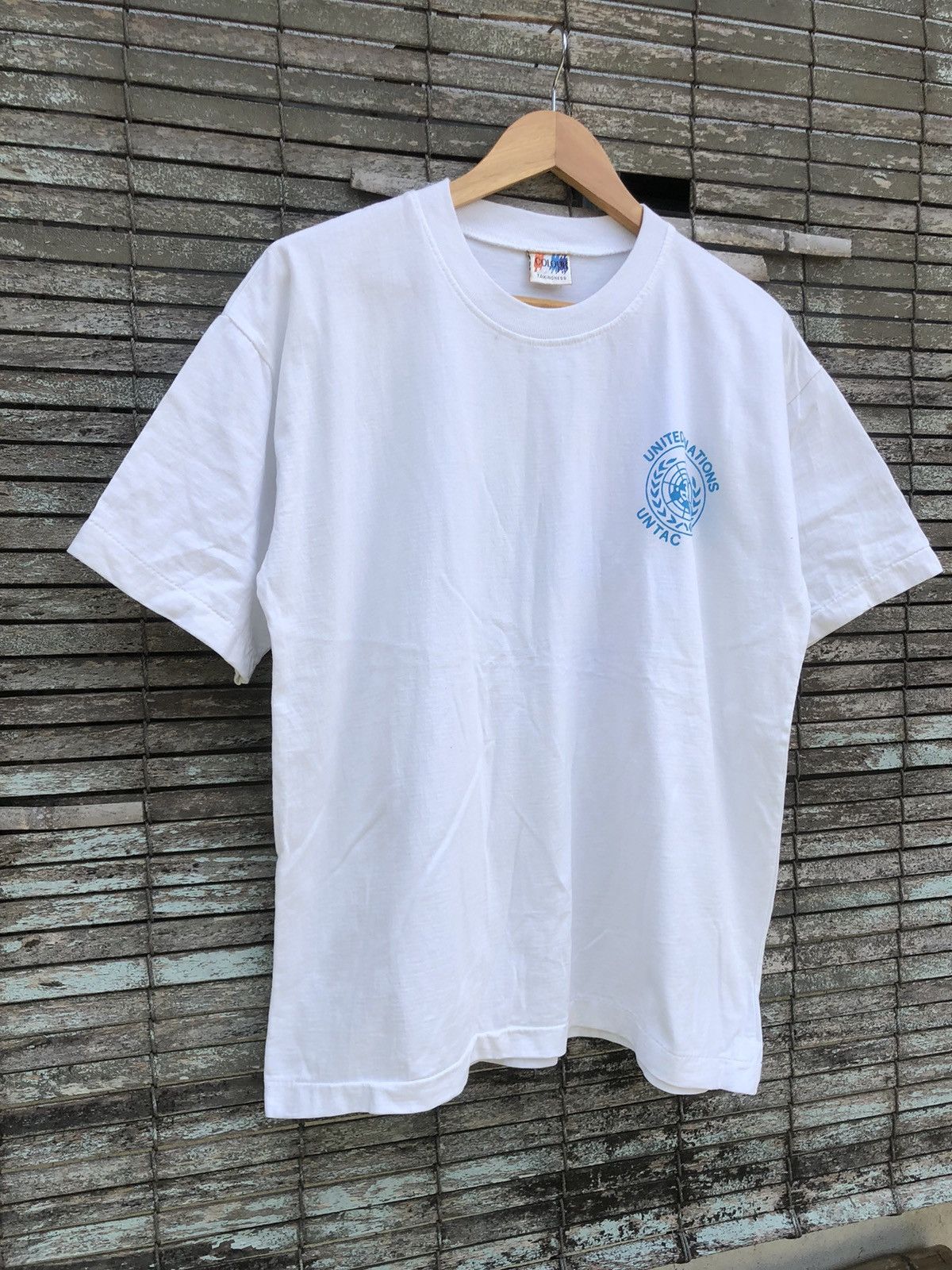 Vintage Vintage Bootleg United Nation UNTAC 93 Kampuchea Logo Tee Size US M / EU 48-50 / 2 - 11 Thumbnail