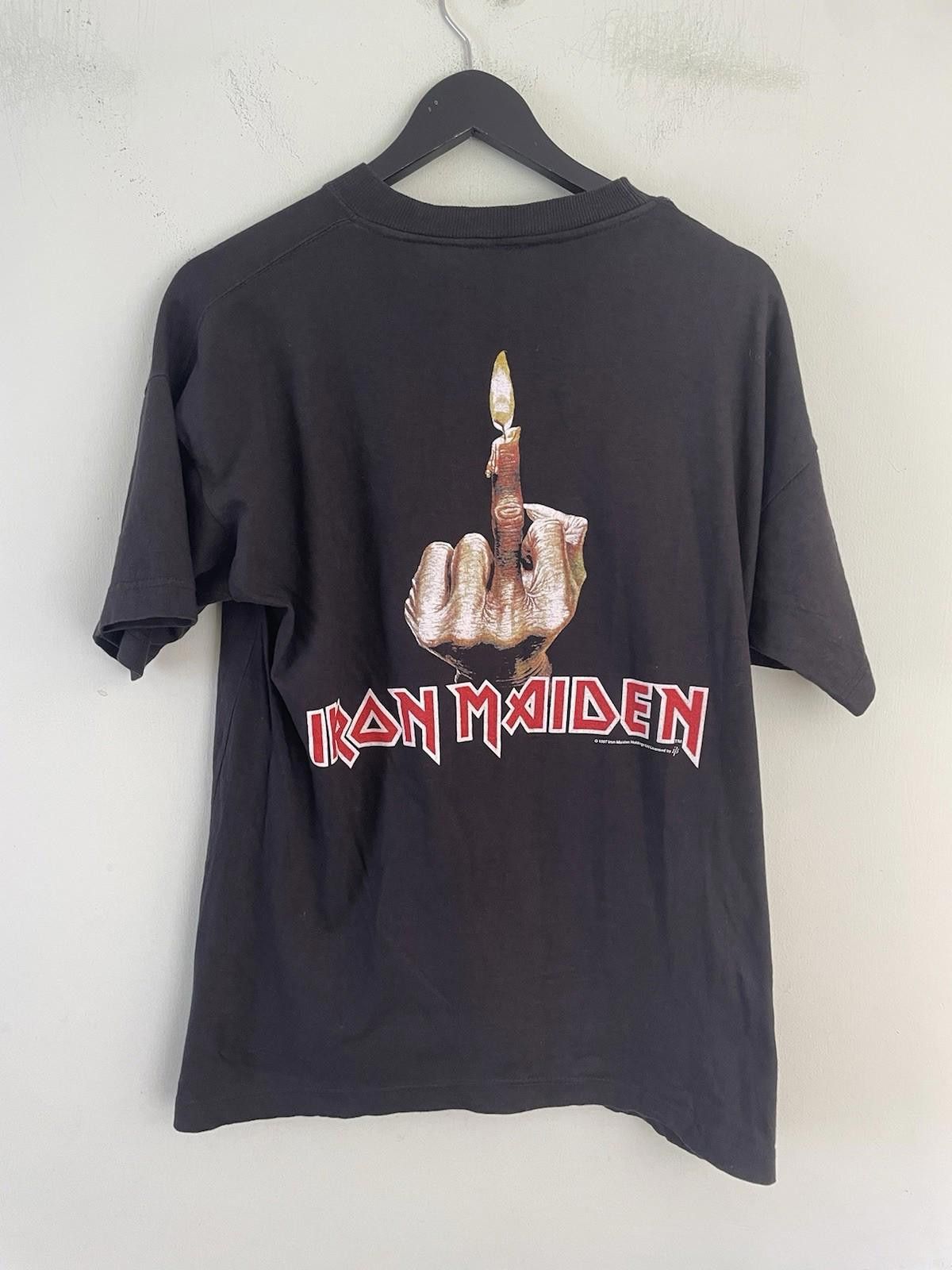 Iron Maiden Vintage 1997 Iron Maiden Candle Flame Middle Dinner T Shirt Size US L / EU 52-54 / 3 - 2 Thumbnail