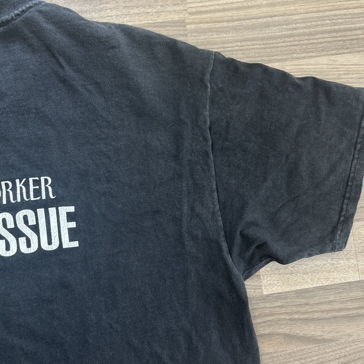 Vintage Vintage The New Yorker Magazine Next Issue T-shirt 90s XL Size US XL / EU 56 / 4 - 9 Thumbnail